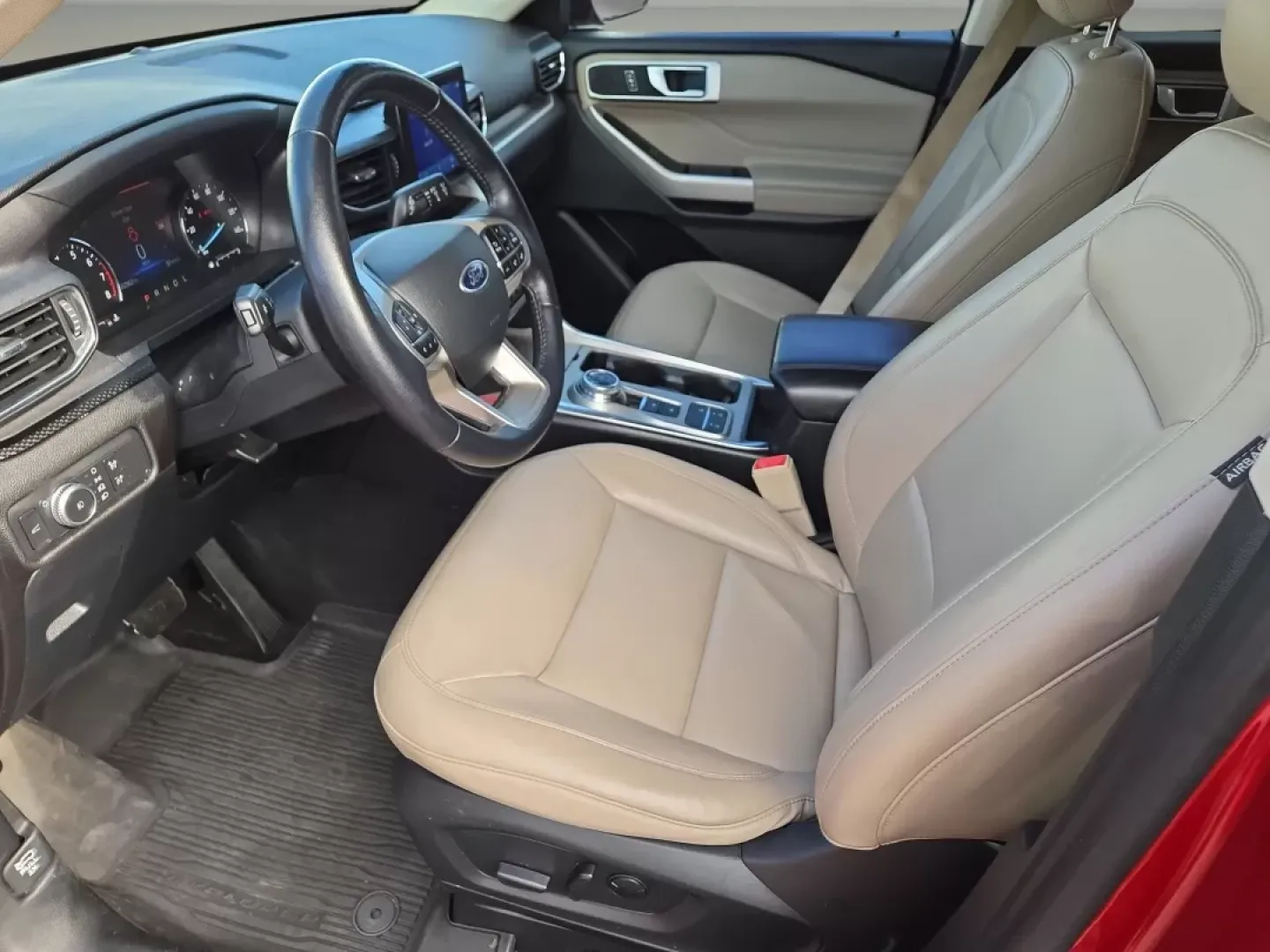 2022 Ford Explorer XLT (1FMSK7DH0NG) with an Other engine, located at 1430 Gateway Drive, Opelika, AL, 36801, (334) 239-0944, 32.637871, -85.409790 - Are you ready to elevate your family's adventures or tackle your daily commute with style and comfort? Look no further than this stunning 2022 Ford Explorer XLT, available now at Gils Auto in Phenix City, AL. Perfectly designed for those who seek versatility without compromising on luxury, this SUV - Photo#11