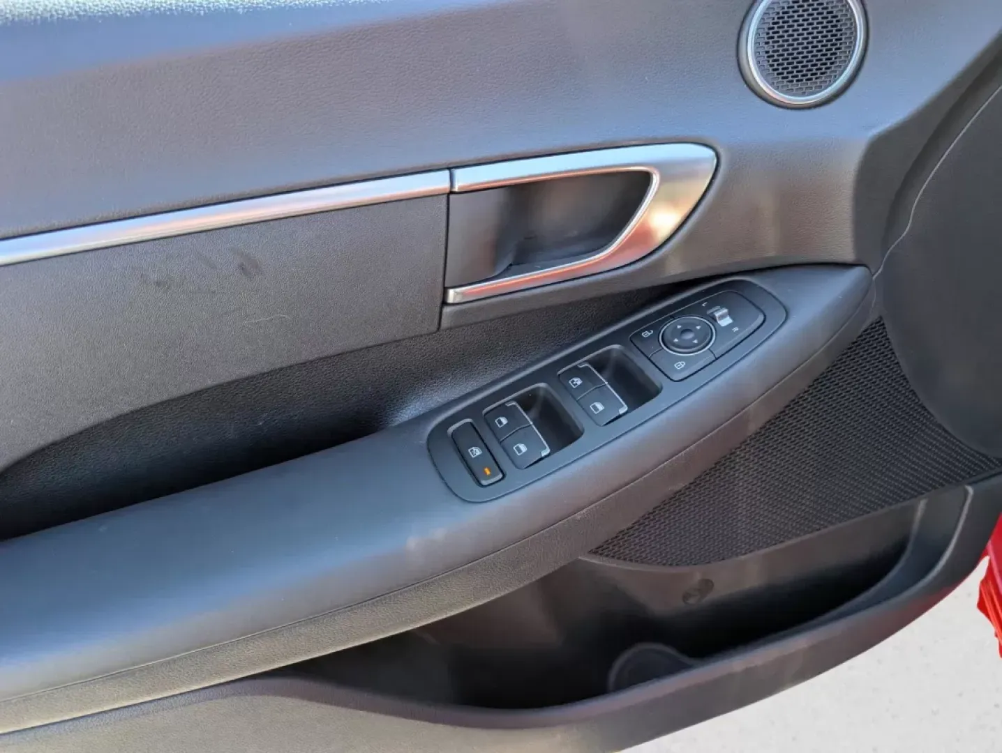 2022 /Black Hyundai Sonata SE (5NPEG4JA9NH) with an Other engine, located at 1430 Gateway Drive, Opelika, AL, 36801, (334) 239-0944, 32.637871, -85.409790 - Discover the perfect blend of style, performance, and safety with the 2022 Hyundai Sonata SE, now available at Gils Auto - Phenix City #2. Located in the heart of Phenix City, AL, at 804 22nd Ave, our Buy Here Pay Here dealership specializes in making car ownership accessible for everyone, including - Photo#8