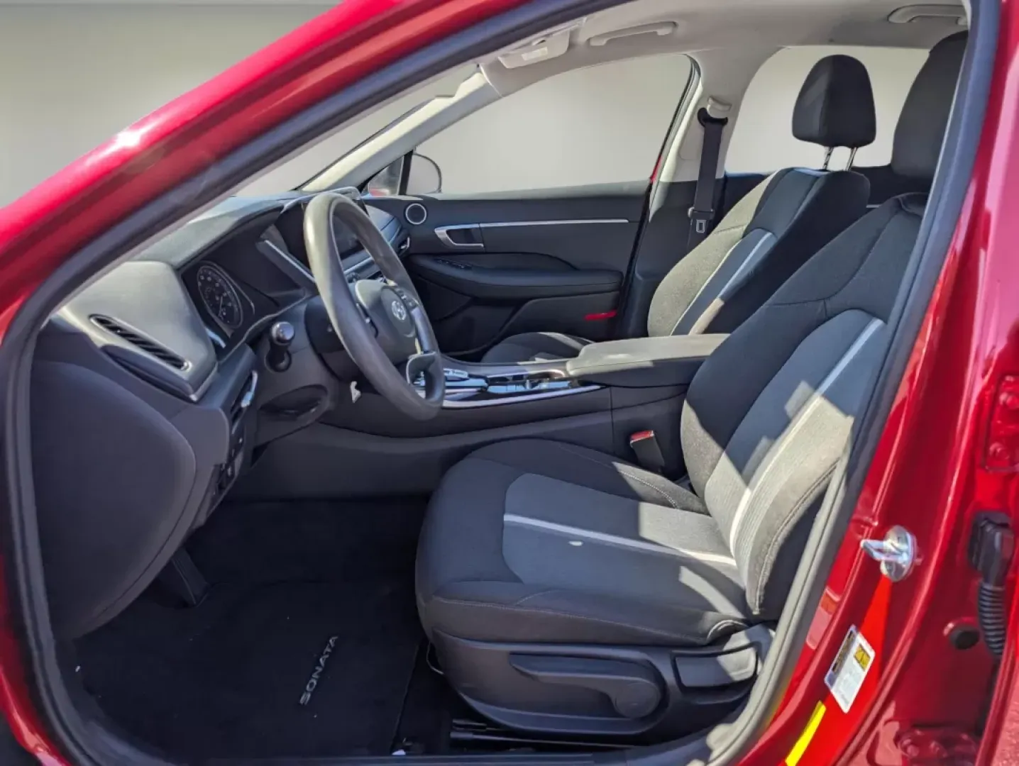 2022 /Black Hyundai Sonata SE (5NPEG4JA9NH) with an Other engine, located at 1430 Gateway Drive, Opelika, AL, 36801, (334) 239-0944, 32.637871, -85.409790 - Discover the perfect blend of style, performance, and safety with the 2022 Hyundai Sonata SE, now available at Gils Auto - Phenix City #2. Located in the heart of Phenix City, AL, at 804 22nd Ave, our Buy Here Pay Here dealership specializes in making car ownership accessible for everyone, including - Photo#9