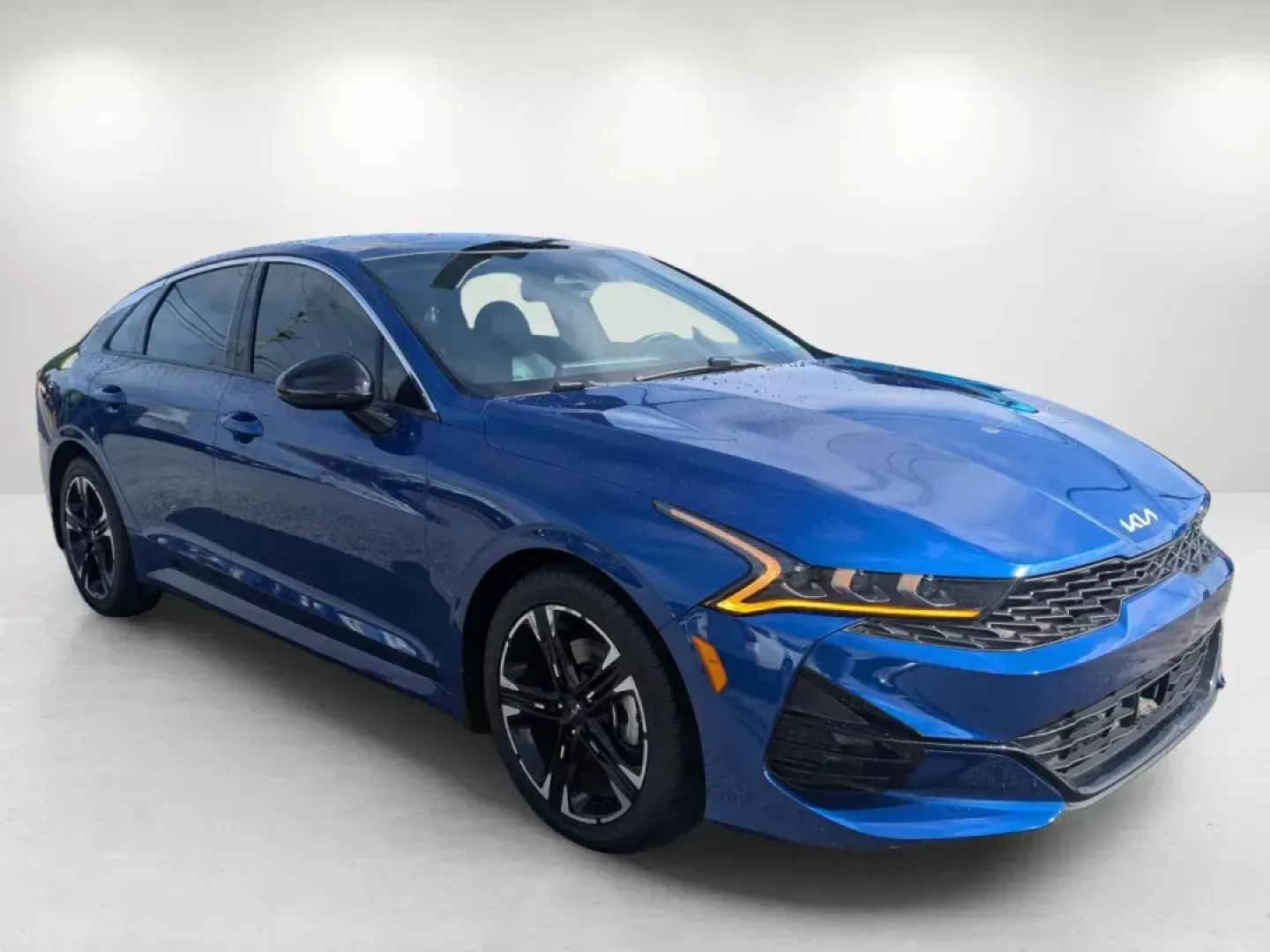 2022 /Black Kia K5 GT-Line (5XXG64J23NG) with an Intercooled Turbo Regular Unleaded I-4 1.6 L/98 engine, 8-Speed Automatic w/OD transmission, located at 3959 U.S. 80 W, Phenix City, AL, 36870, (334) 297-4885, 32.469296, -85.135185 - ### Discover Your Next Adventure with the 2022 Kia K5 GT-Line at Gils Auto - Phenix City!<br /> <br /> Are you ready to elevate your driving experience? Perfect for weekend adventures or daily commutes, the 2022 Kia K5 GT-Line is your ticket to style, performance, and practicality. With its sleek Sa - Photo#3
