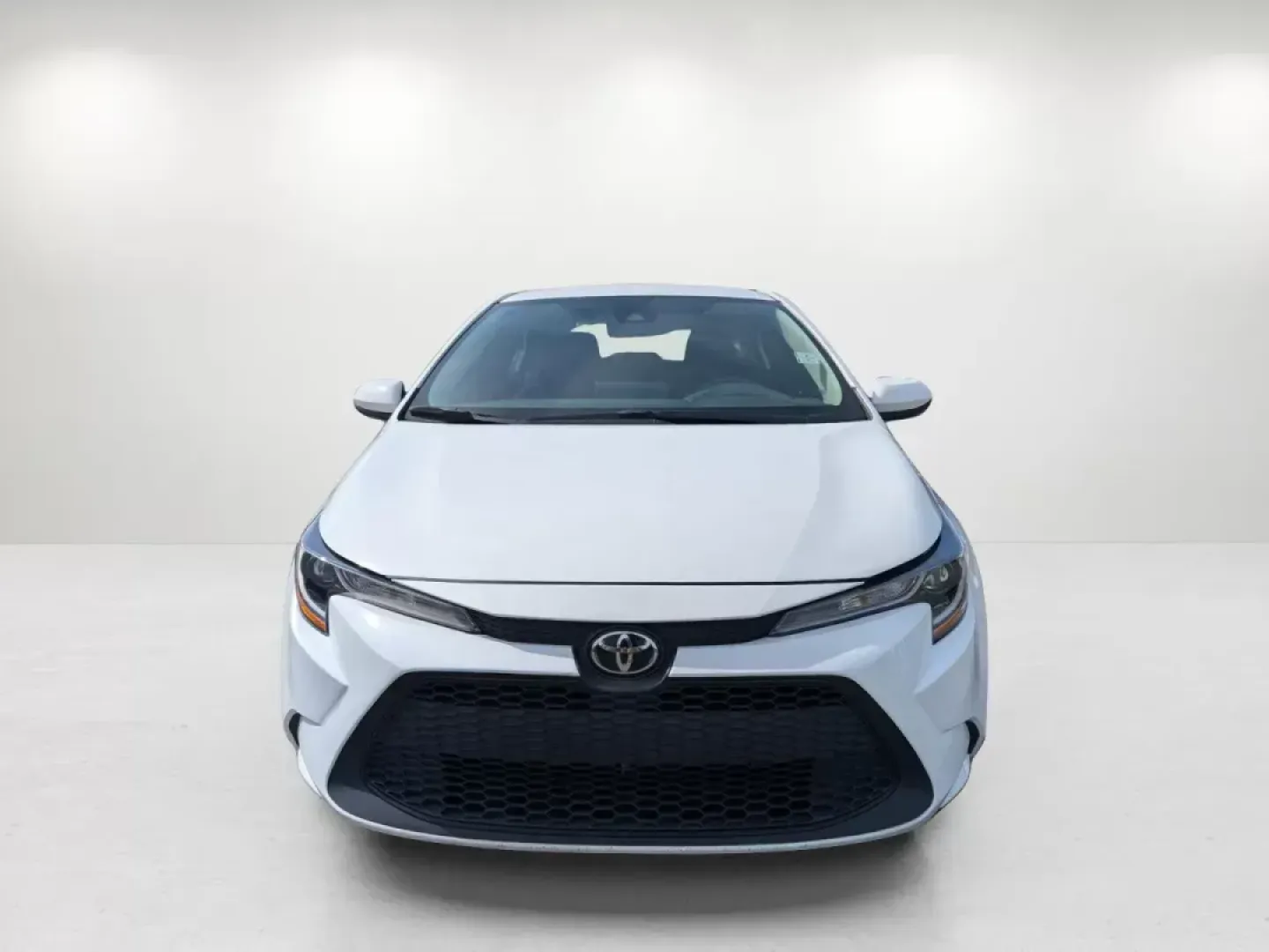 2022 Toyota Corolla LE (5YFEPMAE4NP) with an Regular Unleaded I-4 1.8 L/110 engine, 1-Speed CVT w/OD transmission, located at 1430 Gateway Drive, Opelika, AL, 36801, (334) 239-0944, 32.637871, -85.409790 - 2022 Toyota Corolla LE - Photo#9