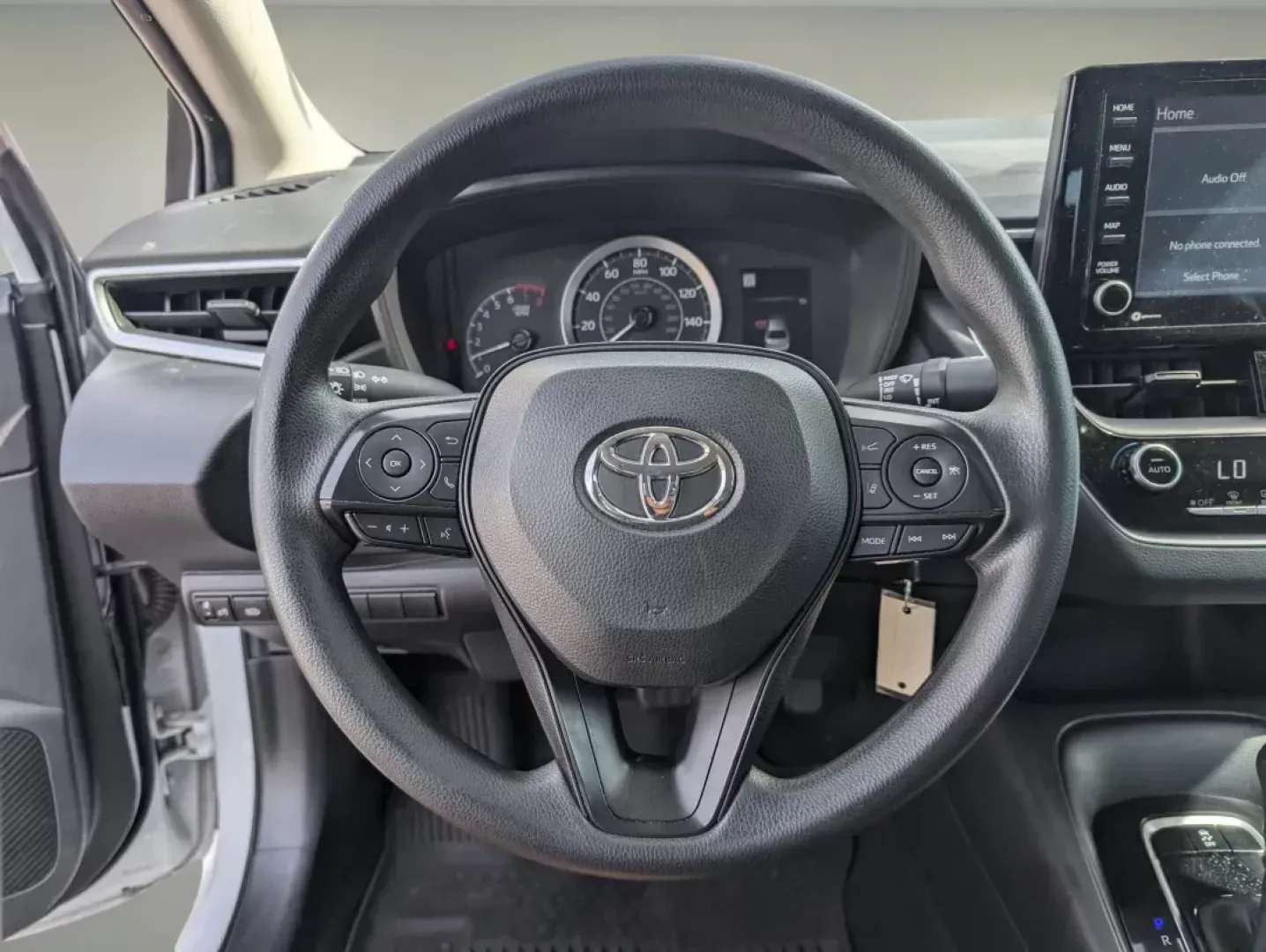 2022 Toyota Corolla LE (5YFEPMAE4NP) with an Regular Unleaded I-4 1.8 L/110 engine, 1-Speed CVT w/OD transmission, located at 1430 Gateway Drive, Opelika, AL, 36801, (334) 239-0944, 32.637871, -85.409790 - 2022 Toyota Corolla LE - Photo#17