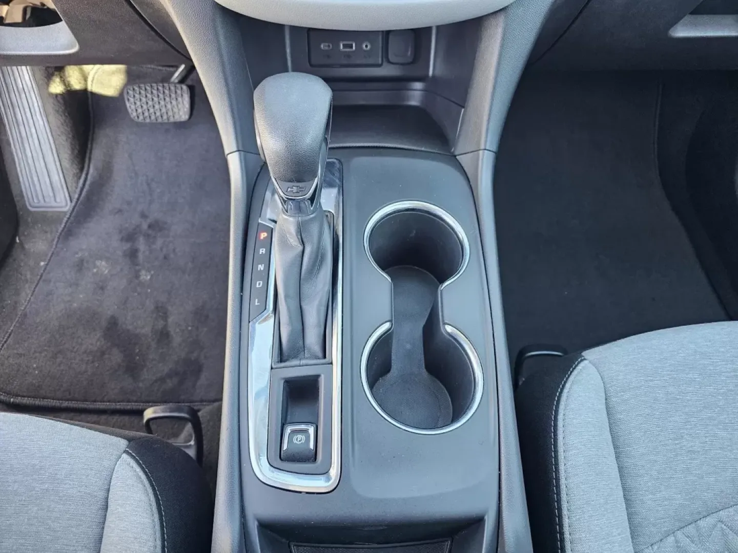 2023 /Medium Ash Gray Chevrolet Equinox LS (3GNAXHEG0PL) with an Other engine, located at 3959 U.S. 80 W, Phenix City, AL, 36870, (334) 297-4885, 32.469296, -85.135185 - **Discover Your Next Adventure with the 2023 Chevrolet Equinox LS at Gils Auto!**<br /> <br /> Are you ready to elevate your family outings, weekend getaways, or daily commutes? The 2023 Chevrolet Equinox LS is the perfect companion for those who crave versatility and comfort without compromising on - Photo#13