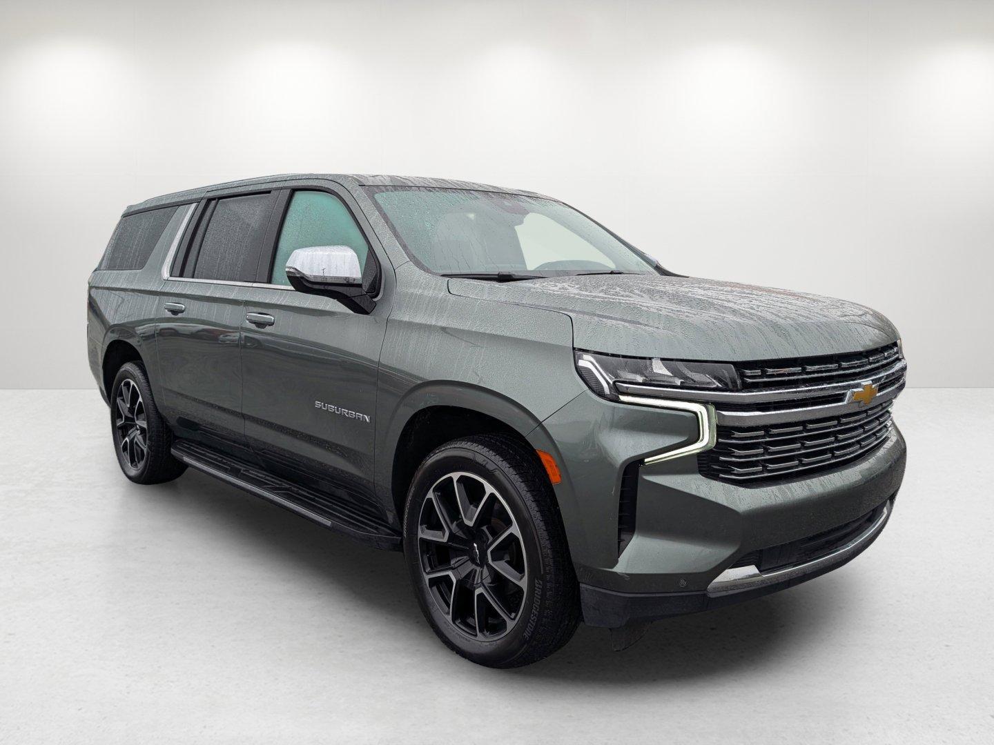 2023 /Jet Black Chevrolet Suburban Premier (1GNSCFKD0PR) with an Gas V8 5.3L/ engine, 10-Speed Automatic transmission, located at 521 Old Farm Lane Rd, Prattville, AL, 36066, (334) 325-1505, 32.482460, -86.416367 - 2023 Chevrolet Suburban Premier - Photo#2