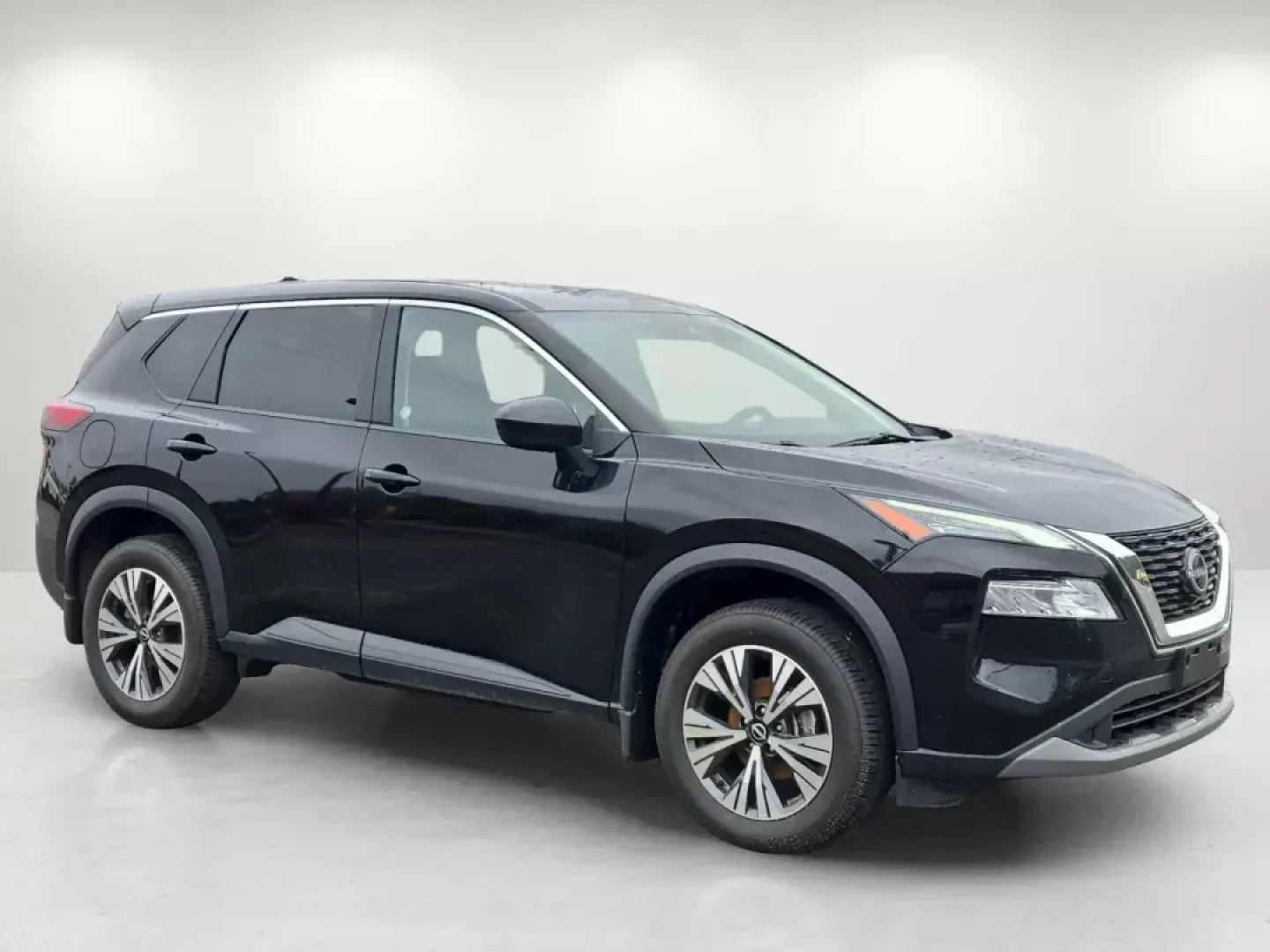 2023 /Charcoal Nissan Rogue SV (JN8BT3BB5PW) with an Intercooled Turbo Regular Unleaded I-3 1.5 L/91 engine, 1-Speed CVT w/OD transmission, located at 804 22nd Ave, Phenix City, AL, 36870, (334) 297-1860, 32.484749, -85.024475 - **Embrace Adventure with the 2023 Nissan Rogue SV AWD at Gils Auto - Phenix City #2!**<br /> <br /> Are you ready to elevate your driving experience? The 2023 Nissan Rogue SV AWD is the perfect companion for those who crave adventure while offering the reliability needed for daily commutes and famil - Photo#3