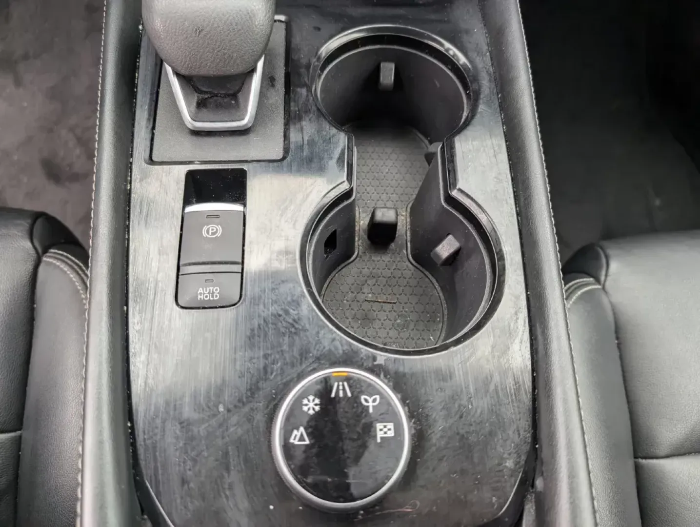 2023 /Charcoal Nissan Rogue SL (5N1BT3CB5PC) with an Intercooled Turbo Regular Unleaded I-3 1.5 L/91 engine, 1-Speed CVT w/OD transmission, located at 7000 Northlake Connector, Columbus, GA, 31904, (706) 987-8085, 32.524975, -84.978134 - 2023 Nissan Rogue SL - Photo#15