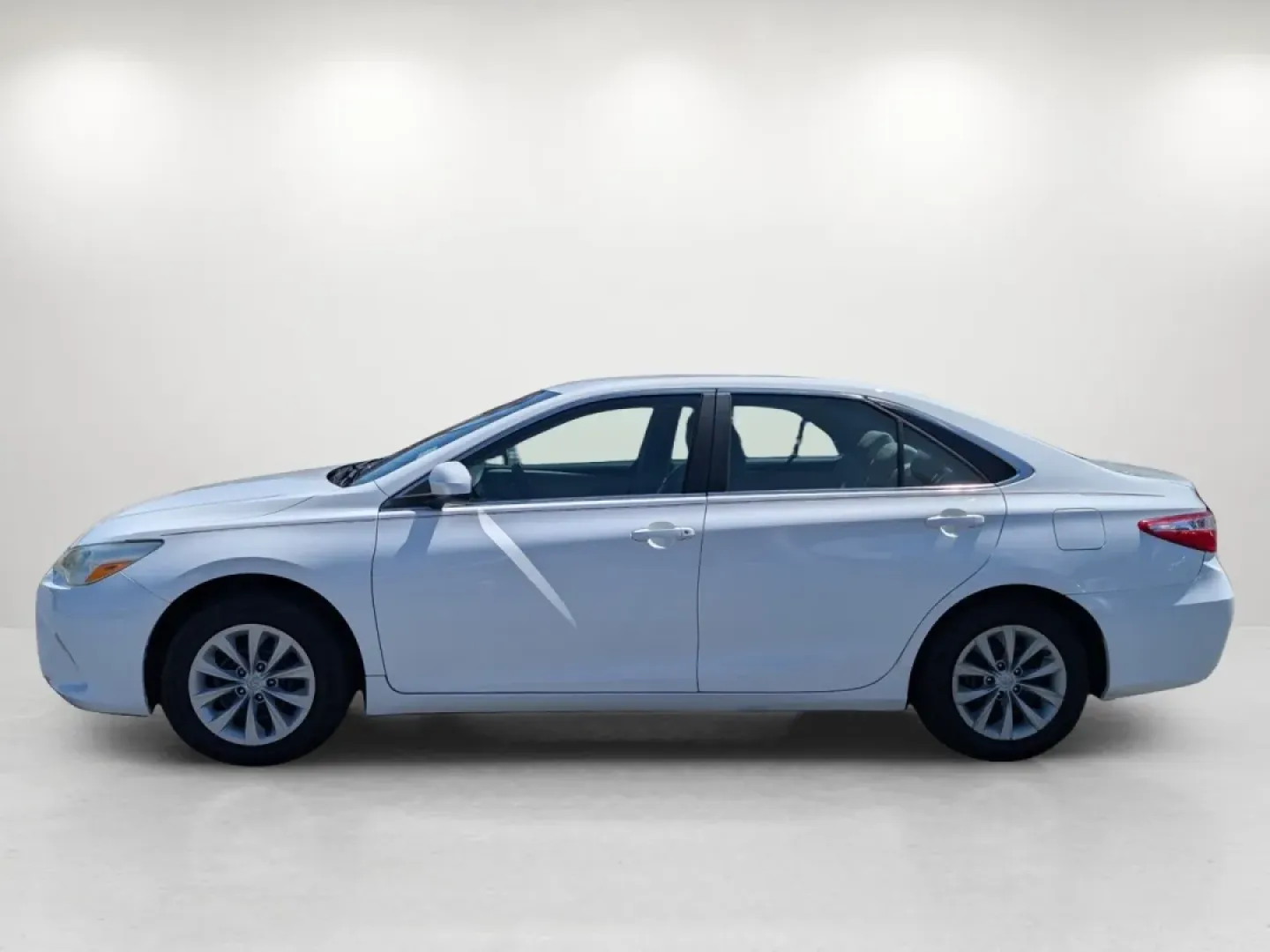 2017 Toyota Camry LE (4T1BF1FK9HU) with an Other engine, located at 3959 U.S. 80 W, Phenix City, AL, 36870, (334) 297-4885, 32.469296, -85.135185 - **Discover Your Next Adventure with the 2017 Toyota Camry LE - Available Now at Gils Auto!**<br /> <br /> Are you a commuter seeking a reliable vehicle for your daily drives, or a growing family in need of a spacious sedan that combines comfort with safety? Look no further! The 2017 Toyota Camry LE - Photo#7