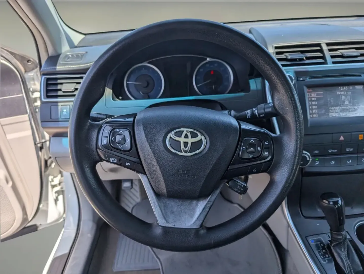 2017 Toyota Camry LE (4T1BF1FK9HU) with an Other engine, located at 3959 U.S. 80 W, Phenix City, AL, 36870, (334) 297-4885, 32.469296, -85.135185 - **Discover Your Next Adventure with the 2017 Toyota Camry LE - Available Now at Gils Auto!**<br /> <br /> Are you a commuter seeking a reliable vehicle for your daily drives, or a growing family in need of a spacious sedan that combines comfort with safety? Look no further! The 2017 Toyota Camry LE - Photo#15