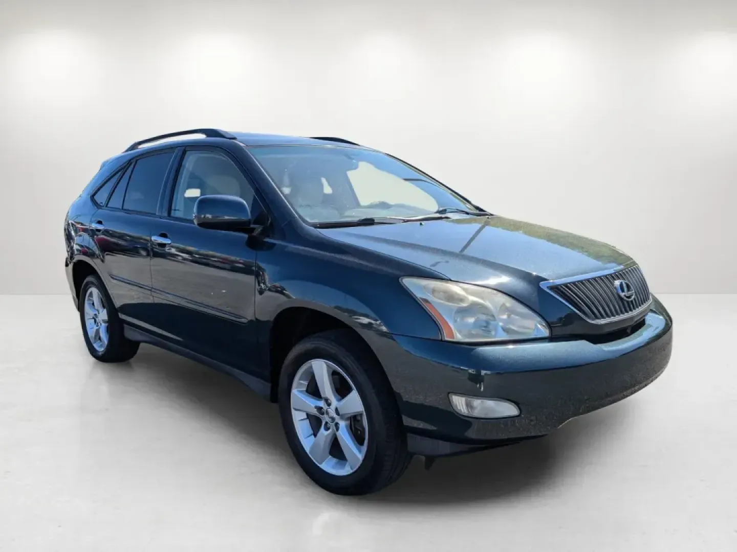 2004 Lexus RX 330 (JTJGA31U940) with an Other engine, located at 3959 U.S. 80 W, Phenix City, AL, 36870, (334) 297-4885, 32.469296, -85.135185 - **Discover the Perfect SUV for Your Next Adventure!** <br /> <br /> Are you in search of a reliable and stylish SUV that can elevate your daily commute, weekend getaways, or family outings? Look no further than this stunning 2004 Lexus RX 330, available now at Gils Auto in Opelika, AL. This versatil - Photo#2
