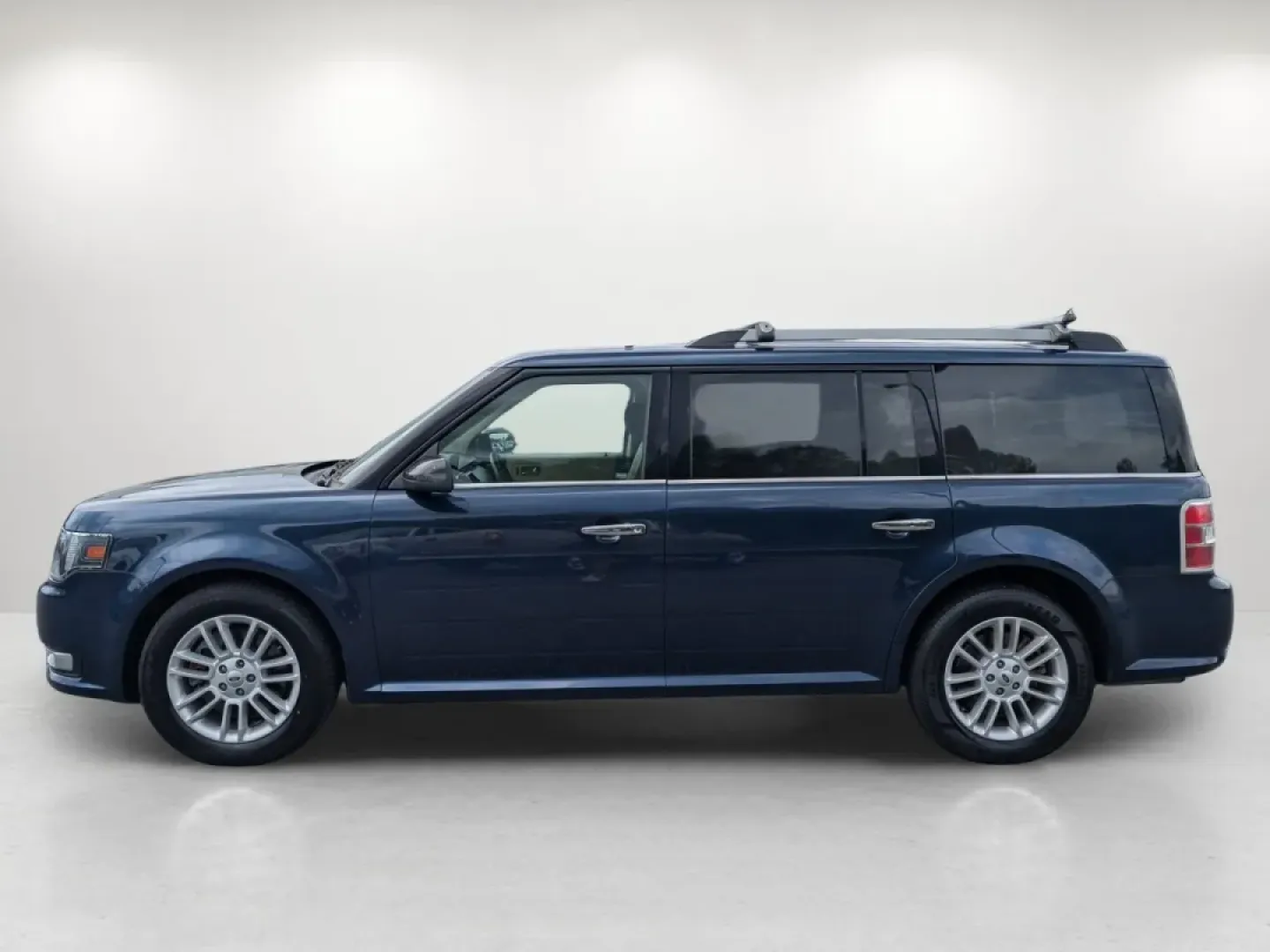 2017 Ford Flex SEL (2FMGK5C8XHB) with an Other engine, located at 804 22nd Ave, Phenix City, AL, 36870, (334) 297-1860, 32.484749, -85.024475 - **Discover Your Next Adventure with the 2017 Ford Flex SEL in Columbus, GA!**<br /> <br /> If you're on the lookout for a versatile and spacious vehicle that perfectly fits your active lifestyle, look no further than the 2017 Ford Flex SEL, available now at Gils Auto in Columbus, GA. This stylish cr - Photo#7