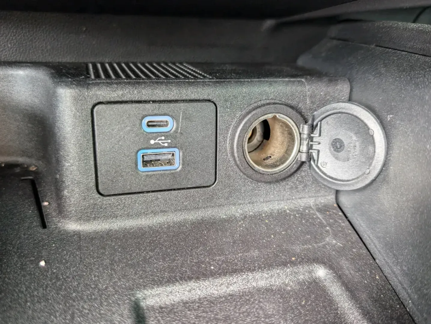 2021 Ford Bronco Sport Big Bend (3FMCR9B67MR) with an Other engine, located at 3959 U.S. 80 W, Phenix City, AL, 36870, (334) 297-4885, 32.469296, -85.135185 - **Unleash Your Adventurous Spirit with the 2021 Ford Bronco Sport Big Bend at Gils Auto!**<br /> <br /> Are you ready to elevate your weekend adventures and daily commute? The 2021 Ford Bronco Sport Big Bend is not just a vehicle; it's a gateway to exploration and excitement. With its rugged design - Photo#13