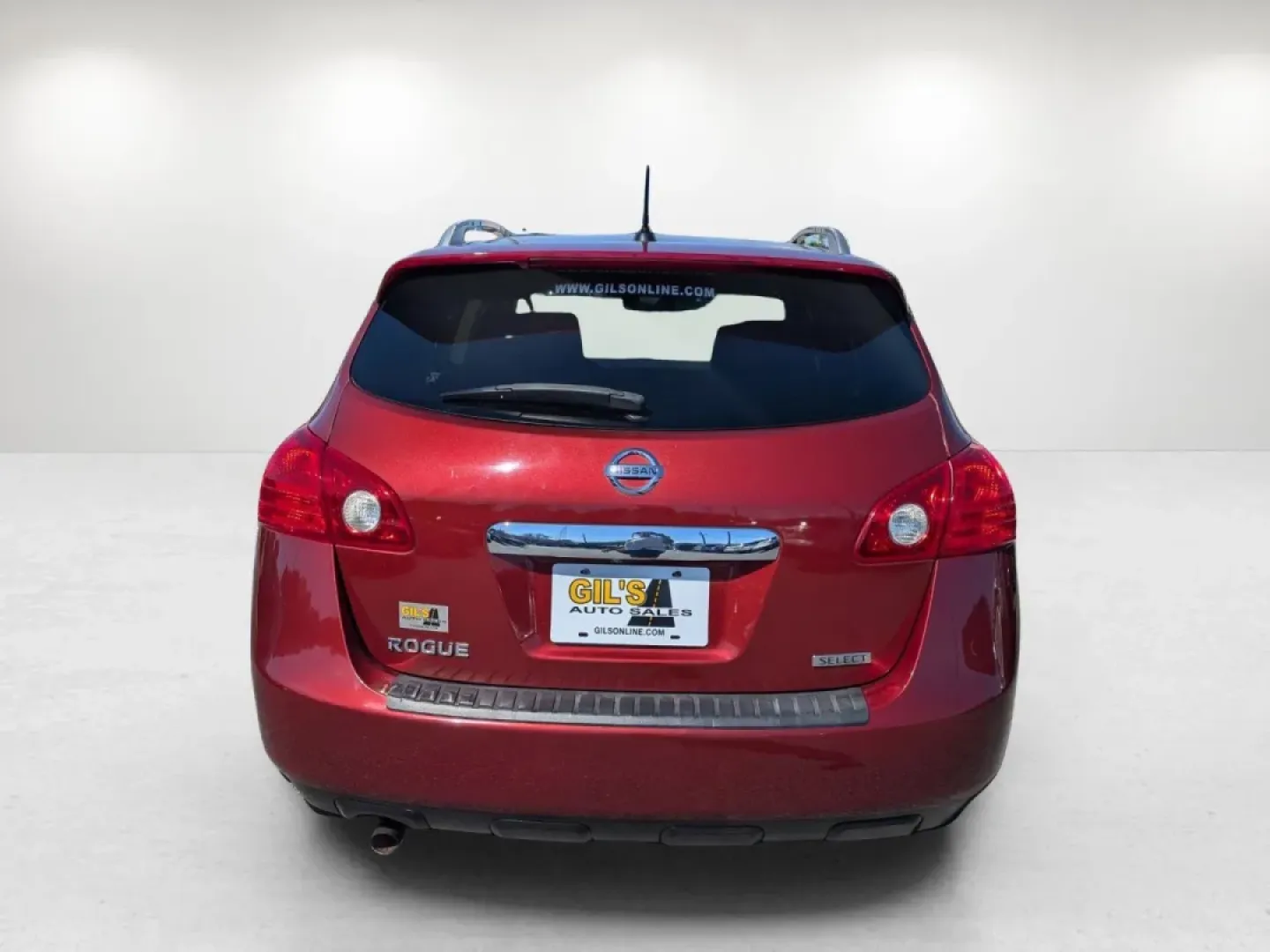 2015 /Gray Nissan Rogue S (JN8AS5MT4FW) with an Other engine, located at 7000 Northlake Connector, Columbus, GA, 31904, (706) 987-8085, 32.524975, -84.978134 - **Embrace Adventure with the 2015 Nissan Rogue Select Perfect for Your Next Family Getaway!**<br /> <br /> If you're seeking a vehicle that effortlessly blends comfort, style, and functionality, look no further than this 2015 Nissan Rogue Select S. This SUV is tailored for growing families, making - Photo#3