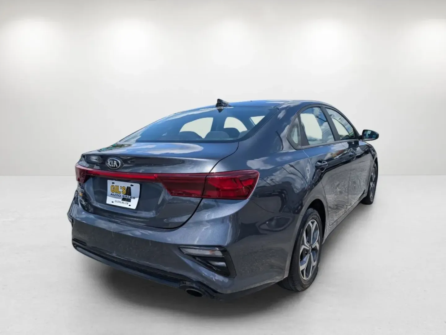 2020 /Black Kia Forte LXS (3KPF24AD6LE) with an Other engine, located at 7000 Northlake Connector, Columbus, GA, 31904, (706) 987-8085, 32.524975, -84.978134 - **Discover Your Next Adventure with the 2020 Kia Forte at Gils Auto - Columbus #2!**<br /> <br /> Are you looking for a reliable sedan that fits seamlessly into your daily routine and weekend getaways? Look no further than this 2020 Kia Forte LXS, an ideal choice for budget-conscious buyers and grow - Photo#5