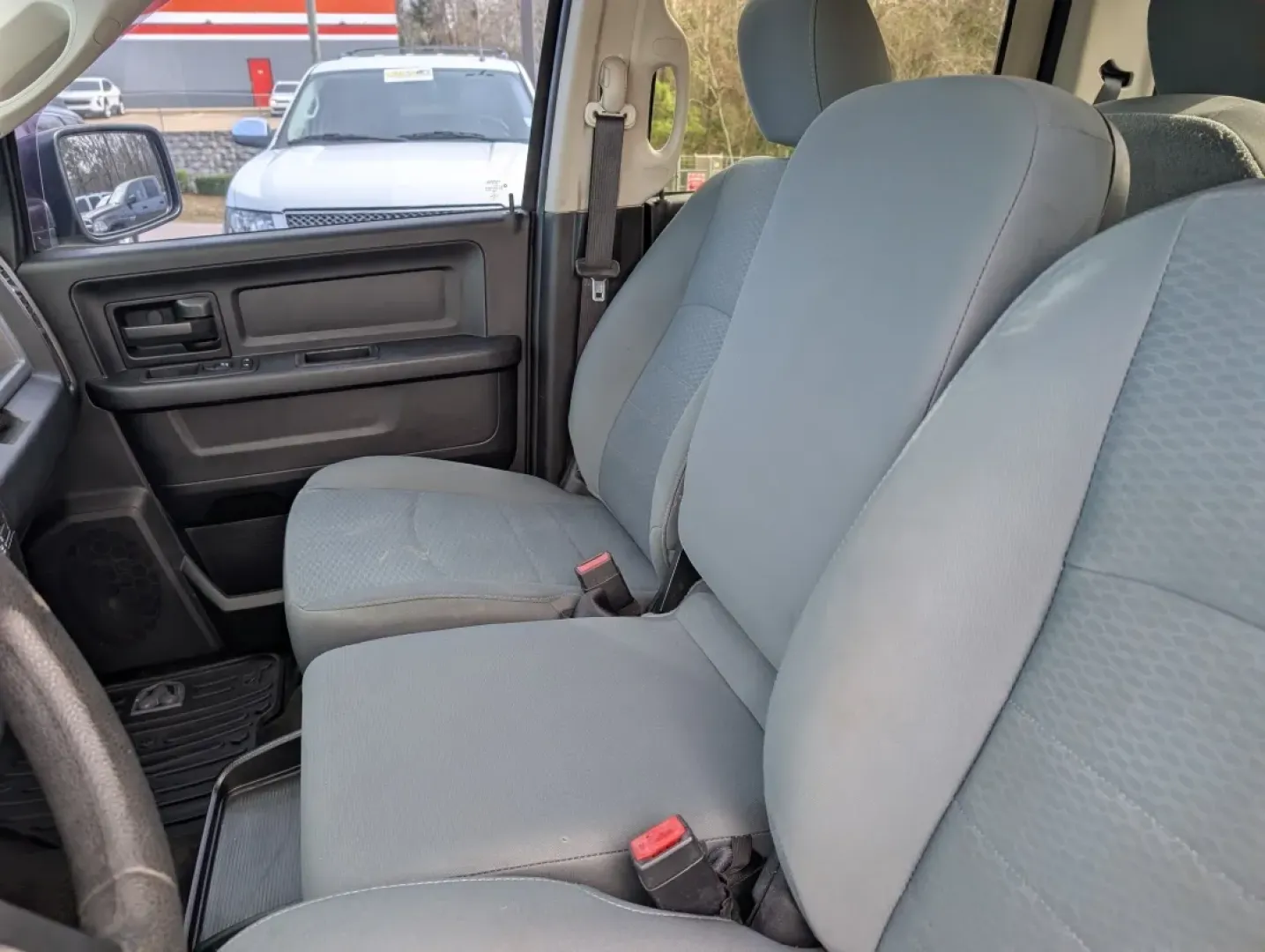 2016 /Diesel Gray/Black Ram 1500 Express (3C6RR6KT1GG) with an Other engine, located at 804 22nd Ave, Phenix City, AL, 36870, (334) 297-1860, 32.484749, -85.024475 - **Get Ready for Adventure with This 2016 Ram 1500 Express!**<br /> <br /> Are you looking to elevate your lifestyle with a reliable truck that can handle both work and play? Whether you're a weekend warrior seeking adventure or a growing family in need of extra space, the 2016 Ram 1500 Express is th - Photo#10