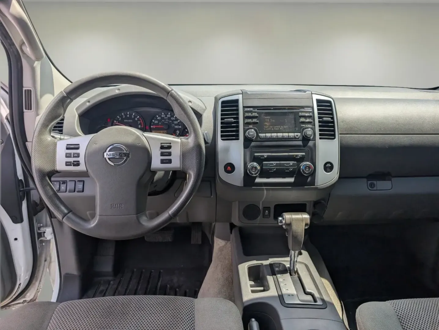 2014 /Steel Nissan Frontier SV (1N6AD0ER9EN) with an Other engine, located at 521 Old Farm Lane Rd, Prattville, AL, 36066, (334) 325-1505, 32.482460, -86.416367 - **Experience Adventure and Reliability with This 2014 Nissan Frontier SV at Gils Auto in Phenix City, AL!**<br /> <br /> Looking for a dependable vehicle that fits your active lifestyle? Look no further than this **2014 Nissan Frontier SV**, perfect for those who need a reliable pickup for weekend a - Photo#11