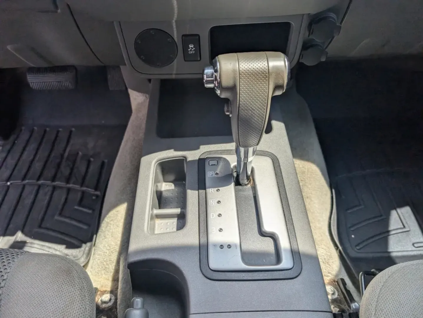 2014 /Steel Nissan Frontier SV (1N6AD0ER9EN) with an Other engine, located at 521 Old Farm Lane Rd, Prattville, AL, 36066, (334) 325-1505, 32.482460, -86.416367 - **Experience Adventure and Reliability with This 2014 Nissan Frontier SV at Gils Auto in Phenix City, AL!**<br /> <br /> Looking for a dependable vehicle that fits your active lifestyle? Look no further than this **2014 Nissan Frontier SV**, perfect for those who need a reliable pickup for weekend a - Photo#13