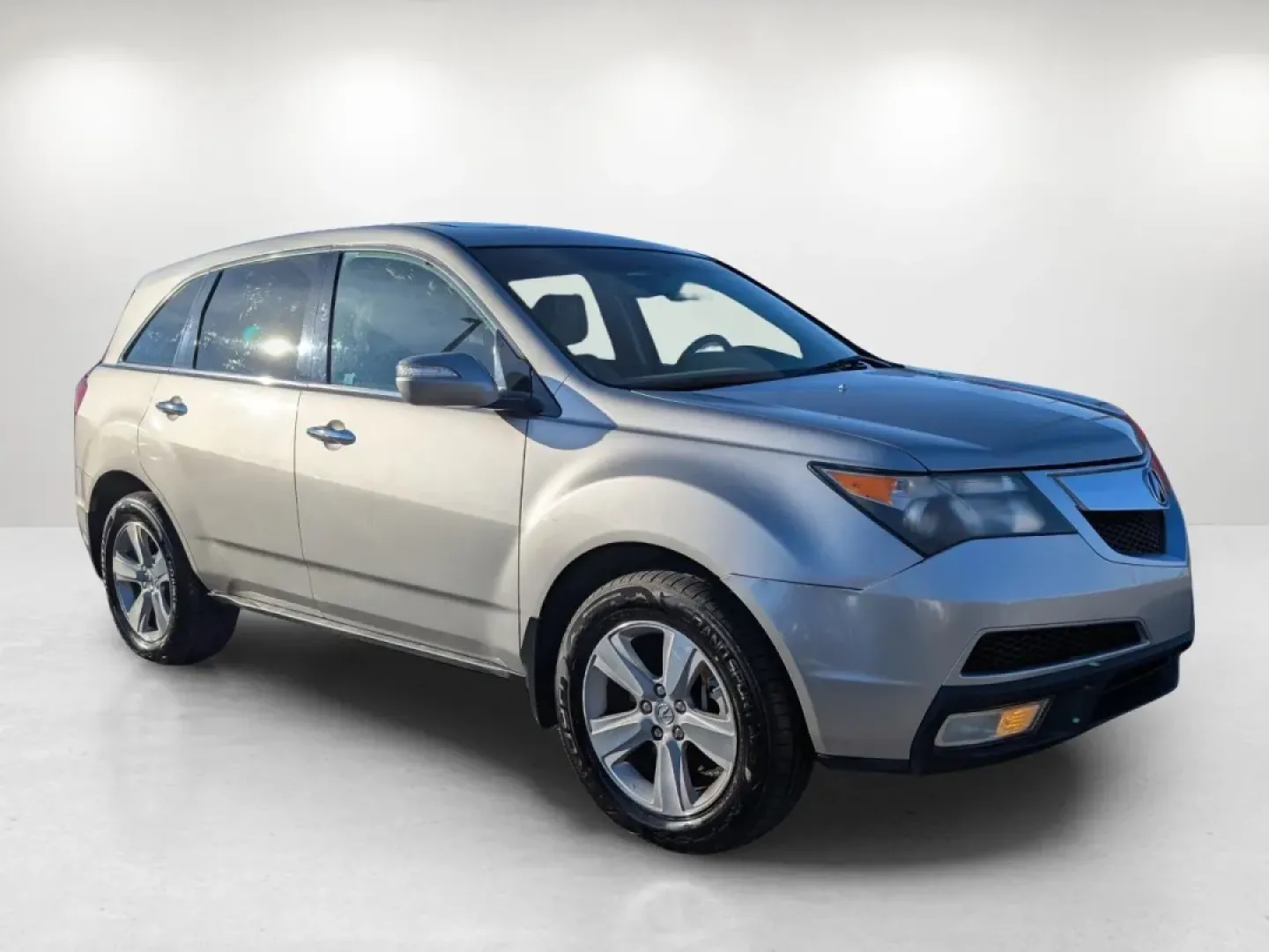 2010 Acura MDX Technology Pkg (2HNYD2H68AH) with an Other engine, located at 804 22nd Ave, Phenix City, AL, 36870, (334) 297-1860, 32.484749, -85.024475 - ### Embrace Adventure with the 2010 Acura MDX at Gils Auto Columbus, GA!<br /> <br /> Are you ready to elevate your family adventures or tackle your daily commute with style and comfort? Look no further than the sleek 2010 Acura MDX, available now at **Gils Auto**, located conveniently at **5115 14 - Photo#3