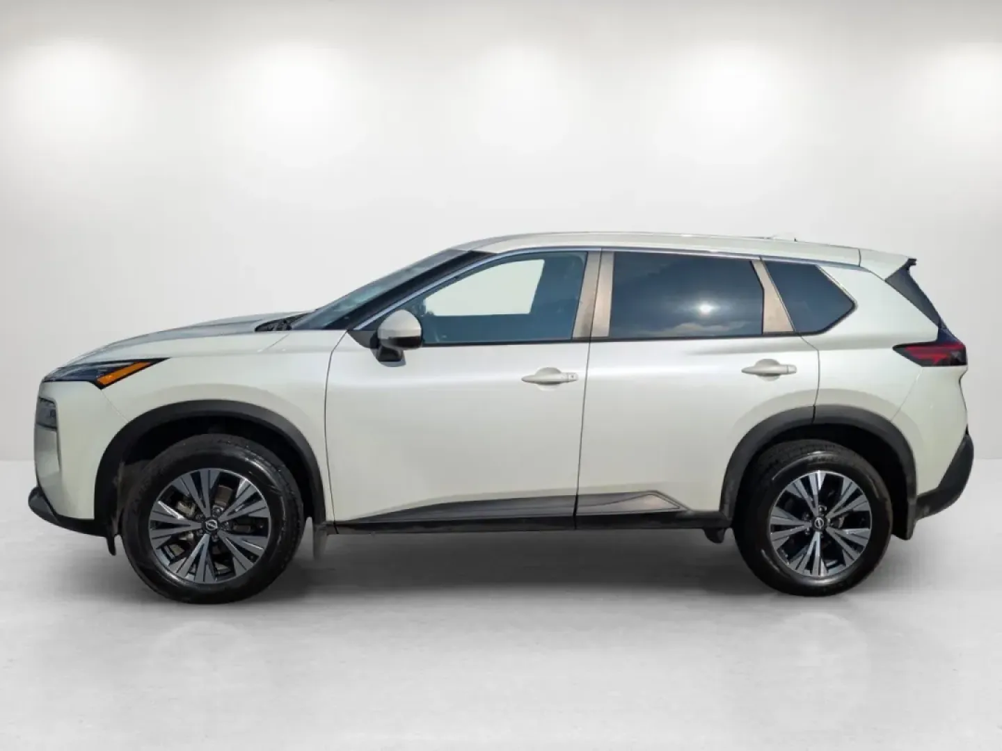 2022 /Charcoal Nissan Rogue SV (5N1BT3BA7NC) with an Other engine, located at 3959 U.S. 80 W, Phenix City, AL, 36870, (334) 297-4885, 32.469296, -85.135185 - **Discover Your Next Adventure with the 2022 Nissan Rogue SV at Gils Auto - Phenix City - Prime!**<br /> <br /> Are you ready to elevate your driving experience? Whether you're commuting through Phenix City, embarking on weekend adventures, or seeking a reliable vehicle for your growing family, the - Photo#8