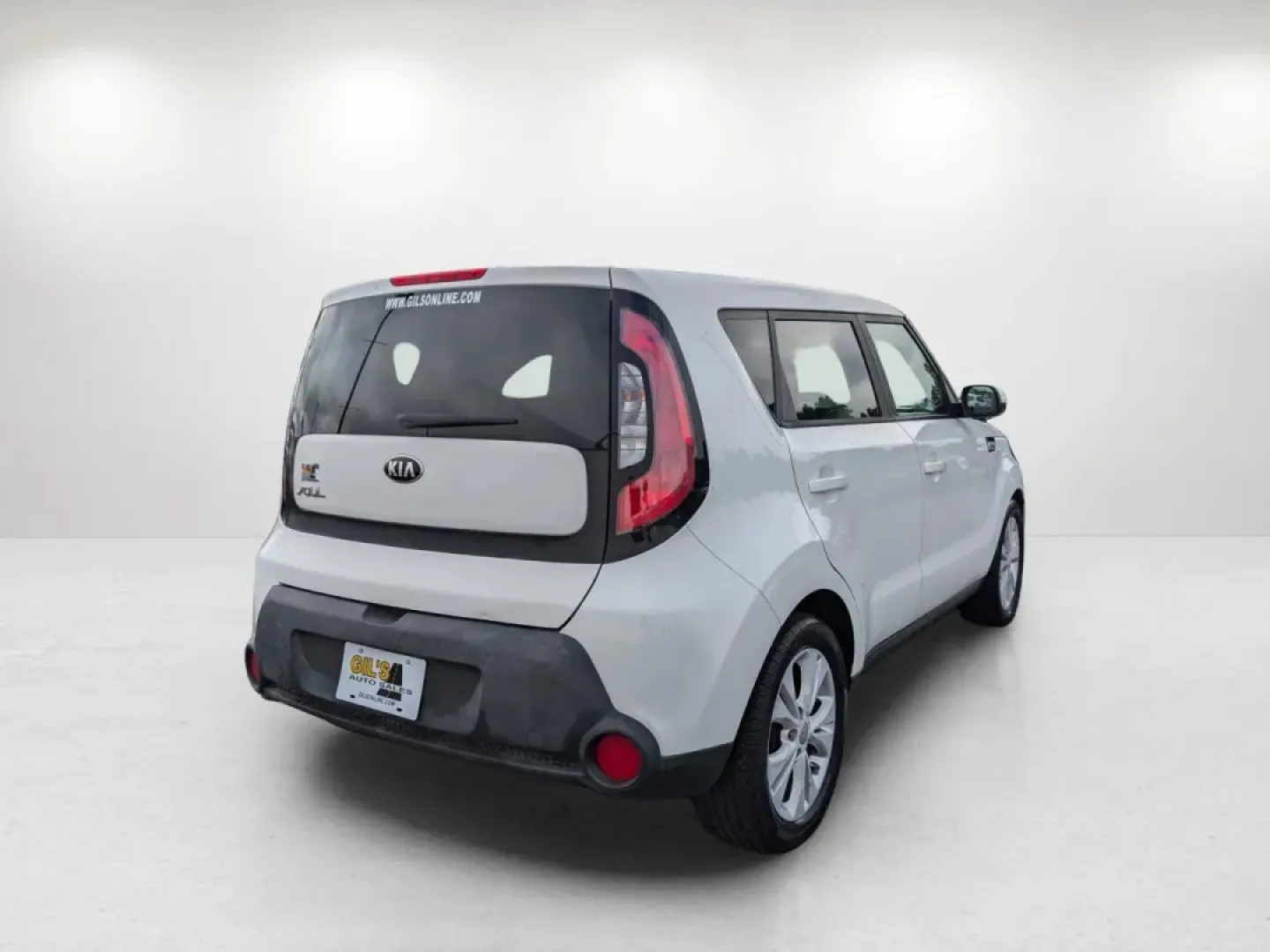 2015 /Black Kia Soul + (KNDJP3A59F7) with an Other engine, located at 3959 U.S. 80 W, Phenix City, AL, 36870, (334) 297-4885, 32.469296, -85.135185 - ### Discover Your Next Adventure with the 2015 Kia Soul at Gils Auto - Opelika!<br /> <br /> Are you ready to elevate your driving experience? Whether you're a growing family in search of a versatile vehicle or a young professional commuting to work, the 2015 Kia Soul is designed to meet your lifest - Photo#4