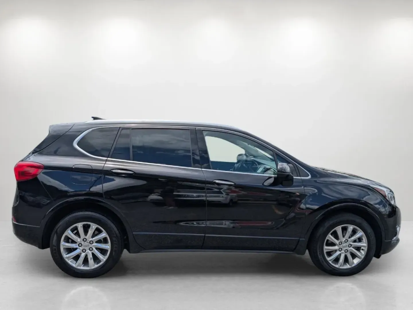 2019 /Ebony Buick Envision Essence (LRBFX2SA6KD) with an Other engine, located at 1430 Gateway Drive, Opelika, AL, 36801, (334) 239-0944, 32.637871, -85.409790 - Are you ready to elevate your daily drive? The 2019 Buick Envision Essence is the perfect SUV for those who crave a blend of style, comfort, and advanced technology-ideal for busy professionals, growing families, and weekend adventurers alike! Available now at Gils Auto, your trusted Buy Here Pay He - Photo#3