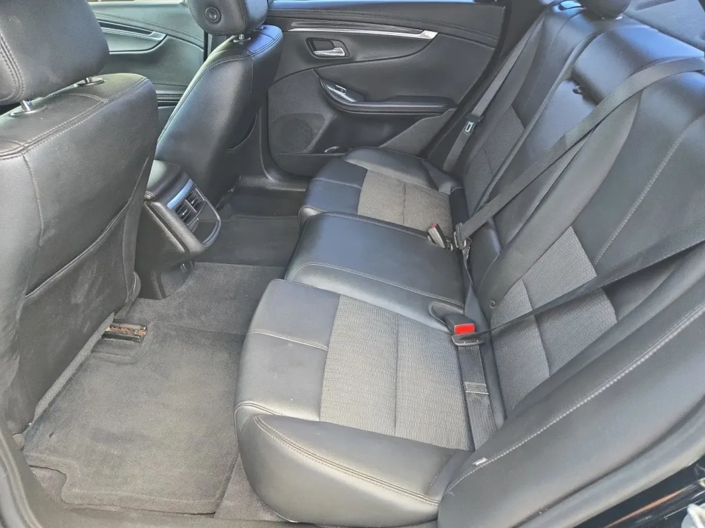 2018 /Jet Black Chevrolet Impala LT (1G1105S38JU) with an Other engine, located at 3959 U.S. 80 W, Phenix City, AL, 36870, (334) 297-4885, 32.469296, -85.135185 - 2018 Chevrolet Impala LT - Photo#13