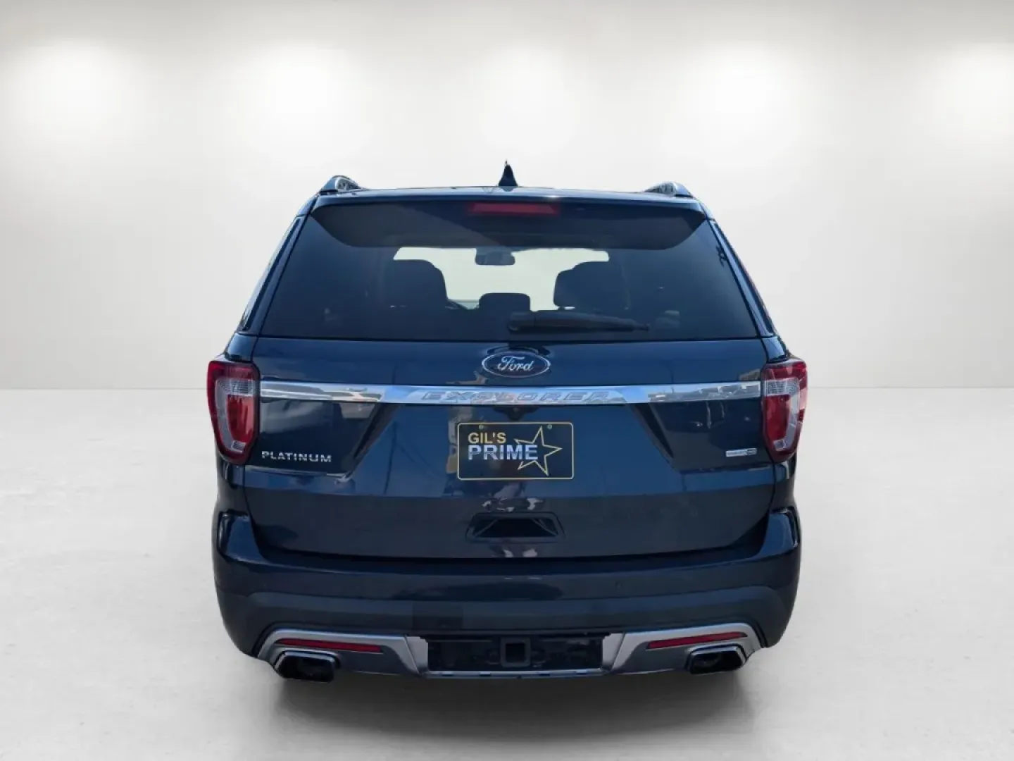 2017 Ford Explorer Platinum (1FM5K8HT7HG) with an Other engine, located at 3959 U.S. 80 W, Phenix City, AL, 36870, (334) 297-4885, 32.469296, -85.135185 - **Discover the Ultimate Family SUV: 2017 Ford Explorer Platinum at Gils Auto!**<br /> <br /> Are you looking for a vehicle that can transform your family outings into unforgettable adventures? The 2017 Ford Explorer Platinum is the perfect solution for growing families, outdoor enthusiasts, and anyo - Photo#6