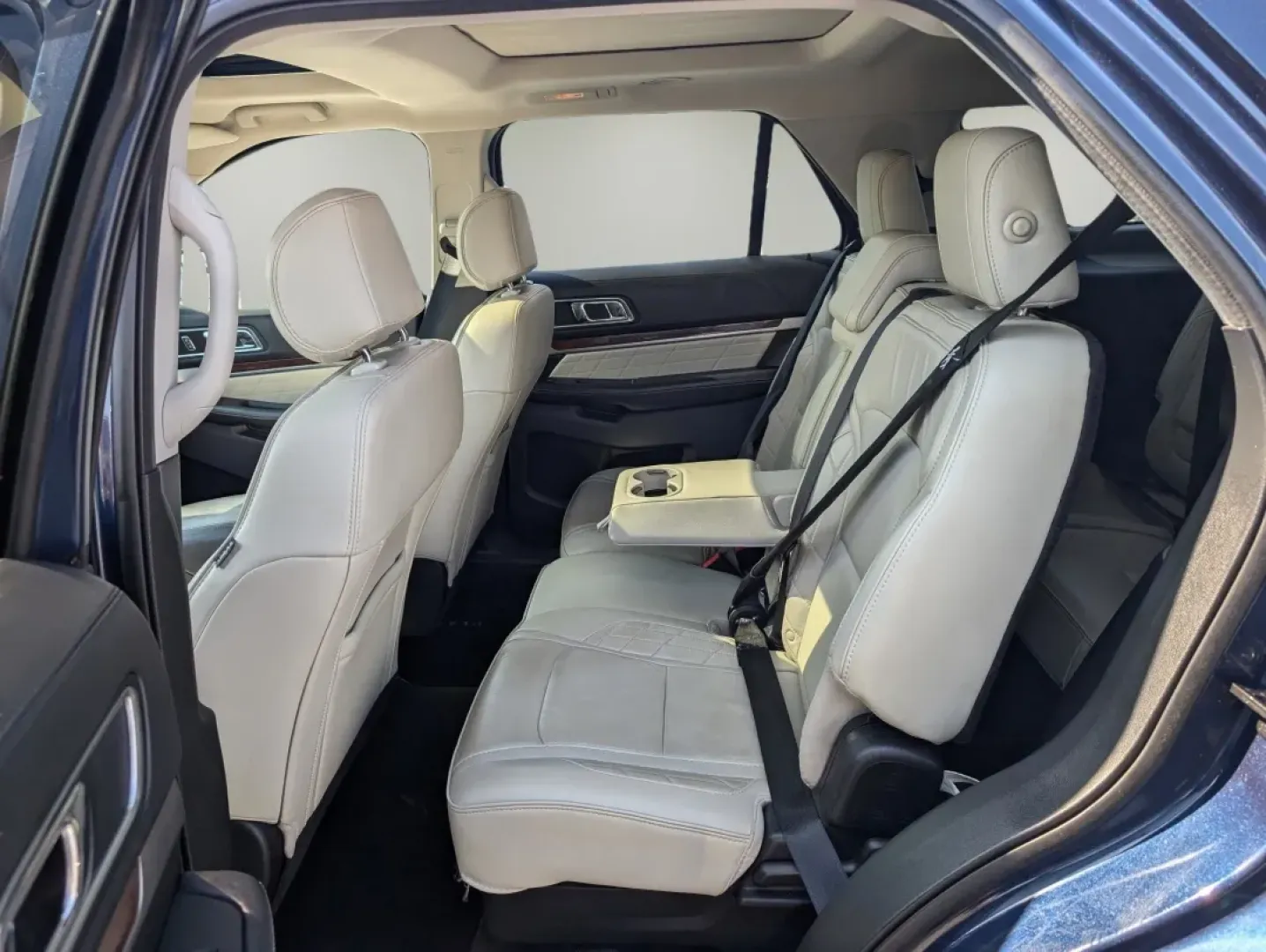 2017 Ford Explorer Platinum (1FM5K8HT7HG) with an Other engine, located at 3959 U.S. 80 W, Phenix City, AL, 36870, (334) 297-4885, 32.469296, -85.135185 - **Discover the Ultimate Family SUV: 2017 Ford Explorer Platinum at Gils Auto!**<br /> <br /> Are you looking for a vehicle that can transform your family outings into unforgettable adventures? The 2017 Ford Explorer Platinum is the perfect solution for growing families, outdoor enthusiasts, and anyo - Photo#11