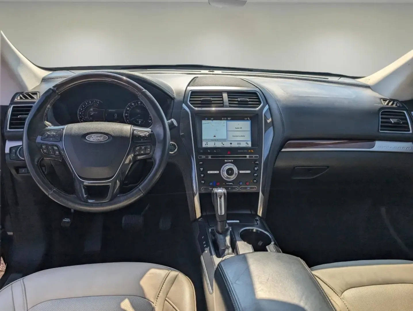 2017 Ford Explorer Platinum (1FM5K8HT7HG) with an Other engine, located at 3959 U.S. 80 W, Phenix City, AL, 36870, (334) 297-4885, 32.469296, -85.135185 - **Discover the Ultimate Family SUV: 2017 Ford Explorer Platinum at Gils Auto!**<br /> <br /> Are you looking for a vehicle that can transform your family outings into unforgettable adventures? The 2017 Ford Explorer Platinum is the perfect solution for growing families, outdoor enthusiasts, and anyo - Photo#13