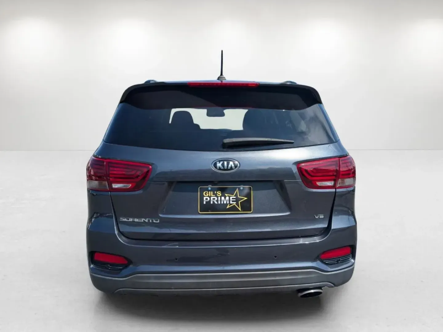 2020 /Black Kia Sorento S V6 (5XYPG4A50LG) with an Other engine, located at 521 Old Farm Lane Rd, Prattville, AL, 36066, (334) 325-1505, 32.482460, -86.416367 - **Adventure Awaits: Discover the 2020 Kia Sorento at Gils Auto in Phenix City, AL!**<br /> <br /> If you're seeking a versatile SUV that combines style, comfort, and practicality, look no further than the 2020 Kia Sorento S V6 available now at Gils Auto, your trusted Buy Here Pay Here dealership loc - Photo#5