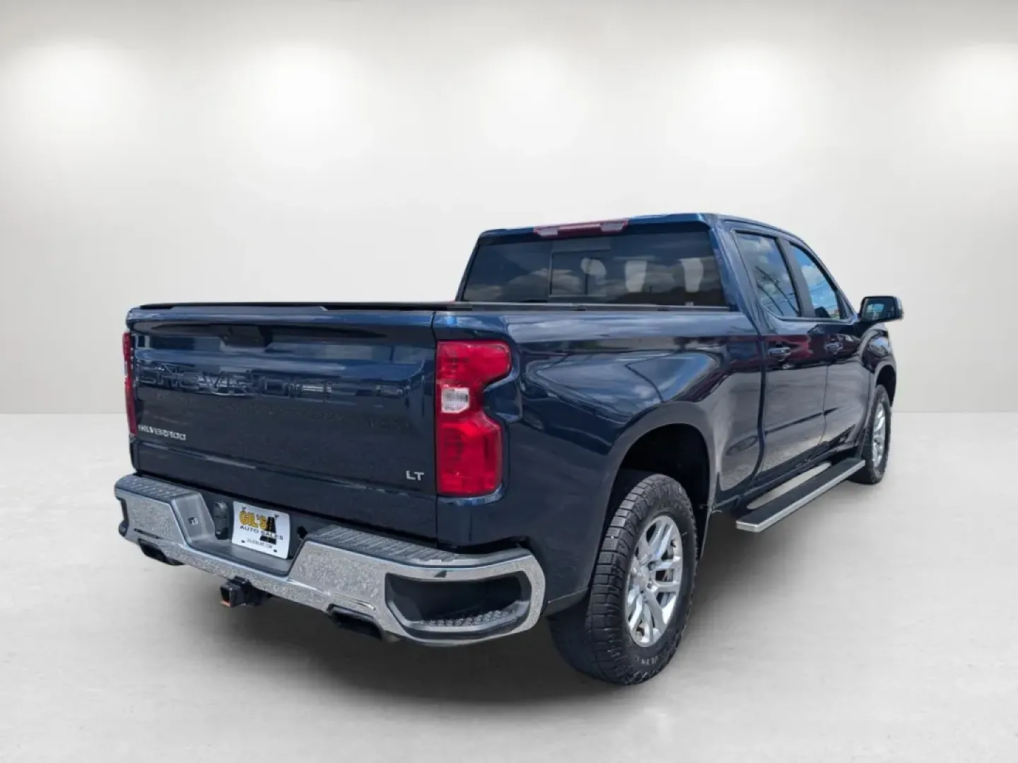 2019 /Jet Black Chevrolet Silverado 1500 LT (3GCUYDED8KG) with an Other engine, located at 521 Old Farm Lane Rd, Prattville, AL, 36066, (334) 325-1505, 32.482460, -86.416367 - Discover the thrill of adventure with this 2019 Chevrolet Silverado 1500 LT, a pickup truck designed for those who crave both ruggedness and comfort, perfect for weekend getaways or daily commuting in Phenix City, AL. Whether you're a growing family needing extra space or a weekend warrior ready for - Photo#4