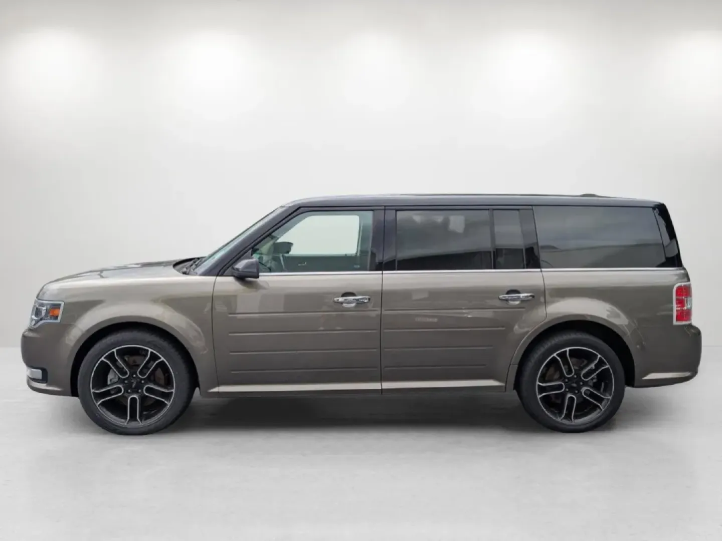 2013 Ford Flex Limited (2FMHK6D8XDB) with an Other engine, located at 5115 14th Ave., Columbus, GA, 31904, (706) 323-0345, 32.511494, -84.971046 - Embark on unforgettable journeys with the 2013 Ford Flex Limited, now available at Gils Auto in Prattville, AL. This versatile crossover is not just a vehicle; it's the perfect companion for growing families, weekend adventurers, and anyone seeking a reliable ride for long commutes. With its spaciou - Photo#13