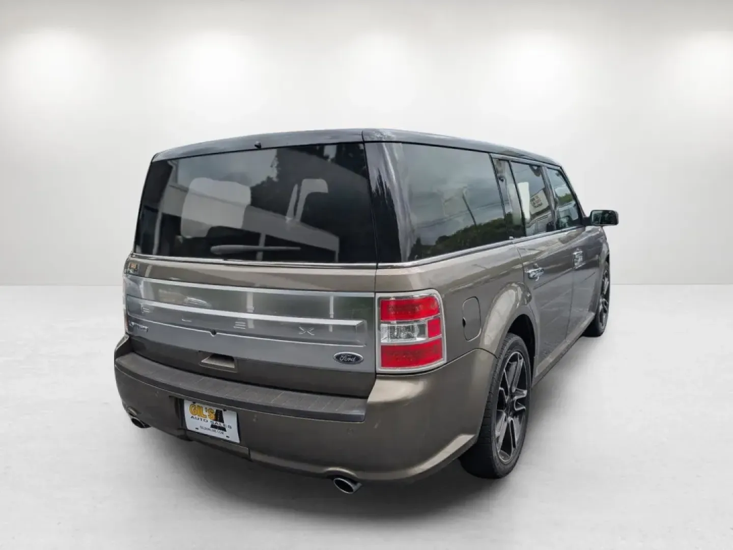 2013 Ford Flex Limited (2FMHK6D8XDB) with an Other engine, located at 7000 Northlake Connector, Columbus, GA, 31904, (706) 987-8085, 32.524975, -84.978134 - Embark on unforgettable journeys with the 2013 Ford Flex Limited, now available at Gils Auto in Prattville, AL. This versatile crossover is not just a vehicle; it's the perfect companion for growing families, weekend adventurers, and anyone seeking a reliable ride for long commutes. With its spaciou - Photo#5