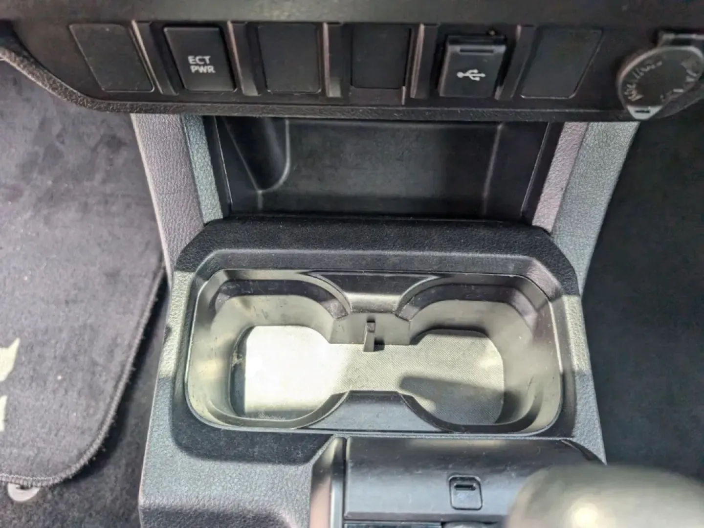 2021 Toyota Tacoma 2WD SR (3TYRX5GN4MT) with an Other engine, located at 1430 Gateway Drive, Opelika, AL, 36801, (334) 239-0944, 32.637871, -85.409790 - **Adventure Awaits with the 2021 Toyota Tacoma SR Your Perfect Companion for Every Journey!**<br /> <br /> Are you ready to elevate your driving experience? Whether you're planning a weekend adventure, need a reliable vehicle for your daily commute, or require a pickup that can handle the demands o - Photo#14