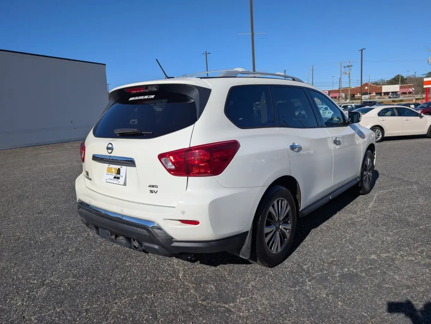 2017 /Charcoal Nissan Pathfinder SV (5N1DR2MM3HC) with an Other engine, located at 7000 Northlake Connector, Columbus, GA, 31904, (706) 987-8085, 32.524975, -84.978134 - **Explore New Adventures with the 2017 Nissan Pathfinder SV - Your Perfect Family SUV!**<br /> <br /> Are you looking for a reliable, spacious vehicle that can take your family on unforgettable journeys? The 2017 Nissan Pathfinder SV, available now at Gils Auto in Phenix City, AL, is designed for fa - Photo#4