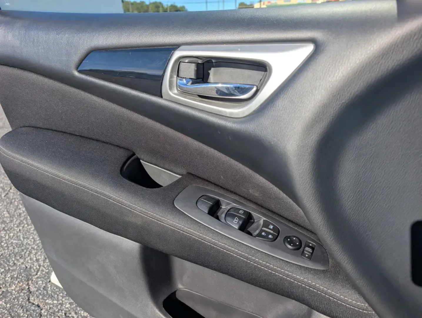 2017 /Charcoal Nissan Pathfinder SV (5N1DR2MM3HC) with an Other engine, located at 7000 Northlake Connector, Columbus, GA, 31904, (706) 987-8085, 32.524975, -84.978134 - **Explore New Adventures with the 2017 Nissan Pathfinder SV - Your Perfect Family SUV!**<br /> <br /> Are you looking for a reliable, spacious vehicle that can take your family on unforgettable journeys? The 2017 Nissan Pathfinder SV, available now at Gils Auto in Phenix City, AL, is designed for fa - Photo#8