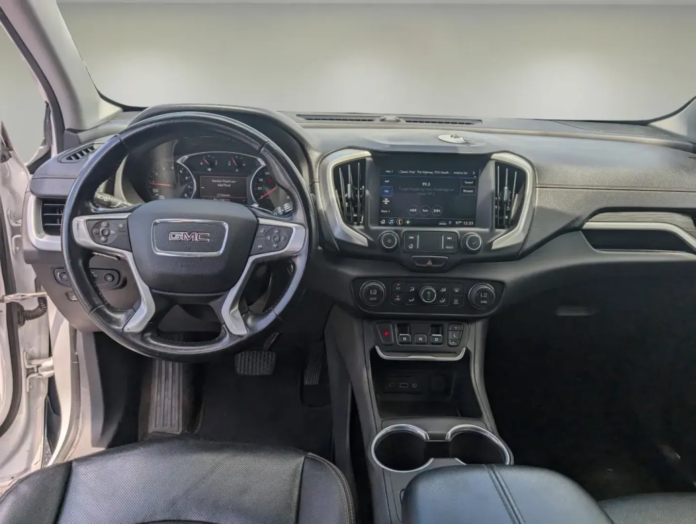 2020 /Jet Black GMC Terrain SLT (3GKALPEV2LL) with an Other engine, located at 3959 U.S. 80 W, Phenix City, AL, 36870, (334) 297-4885, 32.469296, -85.135185 - **Discover Your Adventure with the 2020 GMC Terrain SLT at Gils Auto - Phenix City**<br /> <br /> Are you ready to enhance your lifestyle with a vehicle that perfectly blends style, comfort, and capability? The 2020 GMC Terrain SLT is the SUV you've been waiting for, ideally suited for families, com - Photo#12