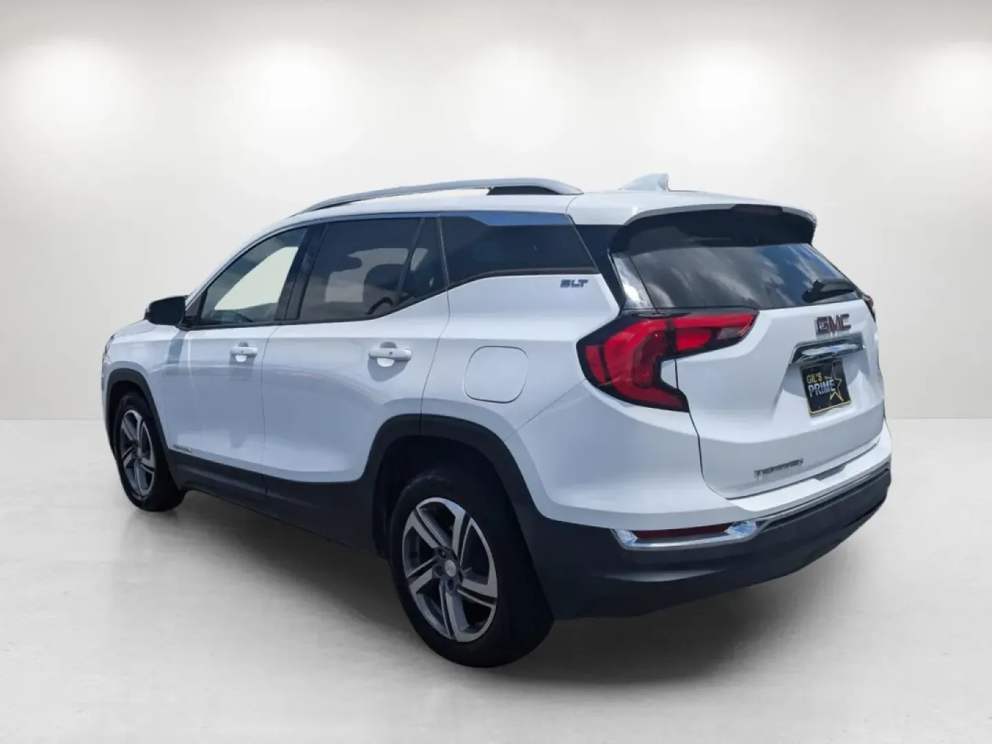 2020 /Jet Black GMC Terrain SLT (3GKALPEV2LL) with an Other engine, located at 7000 Northlake Connector, Columbus, GA, 31904, (706) 987-8085, 32.524975, -84.978134 - **Discover Your Adventure with the 2020 GMC Terrain SLT at Gils Auto - Phenix City**<br /> <br /> Are you ready to enhance your lifestyle with a vehicle that perfectly blends style, comfort, and capability? The 2020 GMC Terrain SLT is the SUV you've been waiting for, ideally suited for families, com - Photo#6