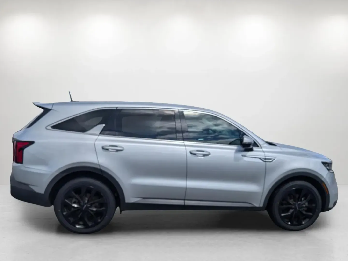 2022 /Black Kia Sorento LX (5XYRG4LC6NG) with an Other engine, located at 521 Old Farm Lane Rd, Prattville, AL, 36066, (334) 325-1505, 32.482460, -86.416367 - **Discover Adventure in the 2022 Kia Sorento LX Perfect for Families and Weekend Explorers!**<br /> <br /> Embrace every journey with the 2022 Kia Sorento LX, a versatile SUV designed to cater to growing families and adventurous individuals alike. Whether you're planning a weekend getaway to Lake H - Photo#3