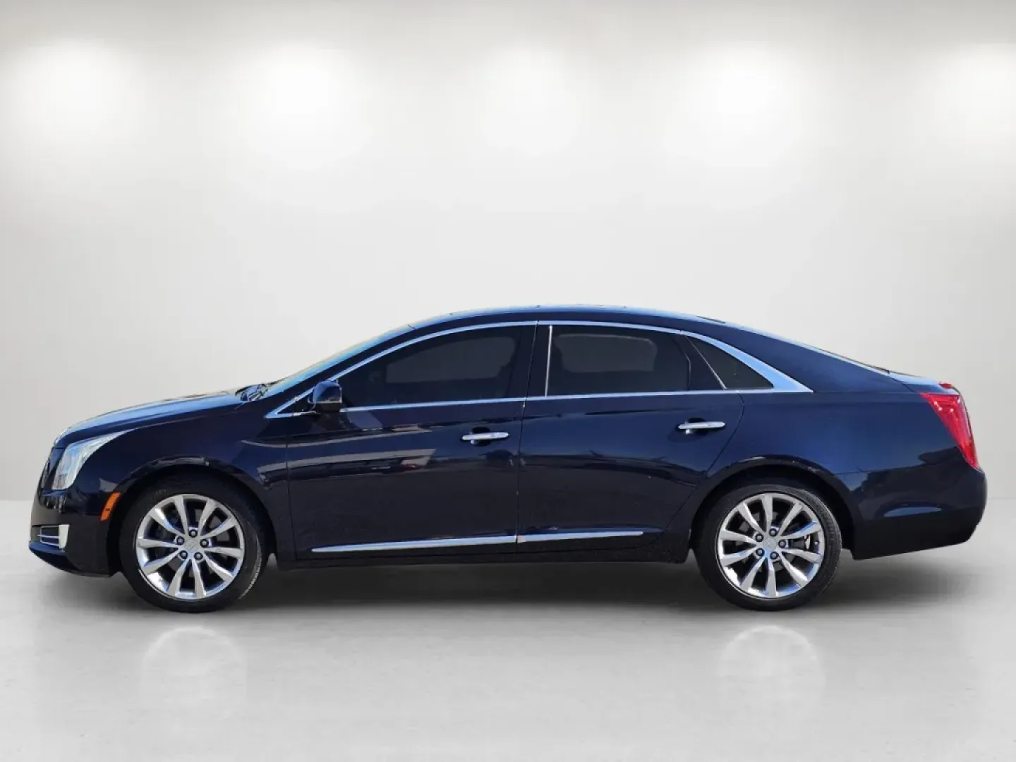 2017 /Medium Titanium with Jet Black accents Cadillac XTS Luxury (2G61M5S36H9) with an Other engine, located at 5115 14th Ave., Columbus, GA, 31904, (706) 323-0345, 32.511494, -84.971046 - Experience luxury like never before with the 2017 Cadillac XTS, now available at Gils Auto! Located at 3959 U.S. 80 W, Phenix City, AL 36870, our Buy Here Pay Here dealership specializes in providing exceptional vehicles with in-house financing options. Whether you're commuting daily, planning weeke - Photo#7