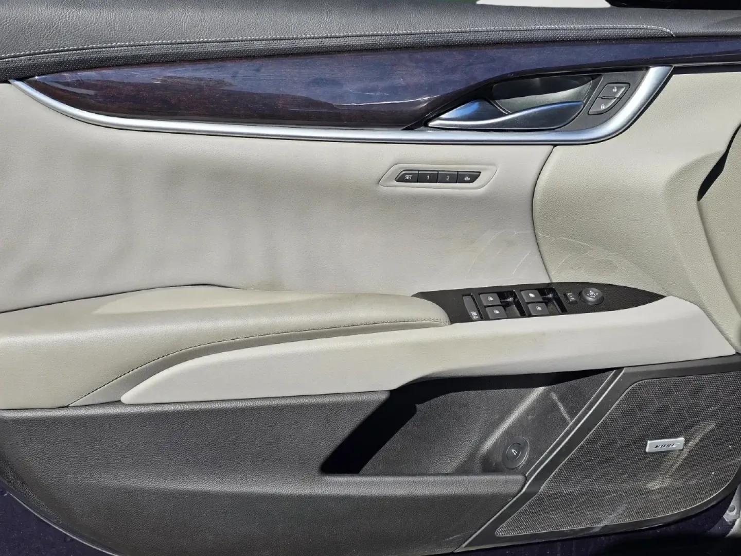 2017 /Medium Titanium with Jet Black accents Cadillac XTS Luxury (2G61M5S36H9) with an Other engine, located at 5115 14th Ave., Columbus, GA, 31904, (706) 323-0345, 32.511494, -84.971046 - Experience luxury like never before with the 2017 Cadillac XTS, now available at Gils Auto! Located at 3959 U.S. 80 W, Phenix City, AL 36870, our Buy Here Pay Here dealership specializes in providing exceptional vehicles with in-house financing options. Whether you're commuting daily, planning weeke - Photo#8