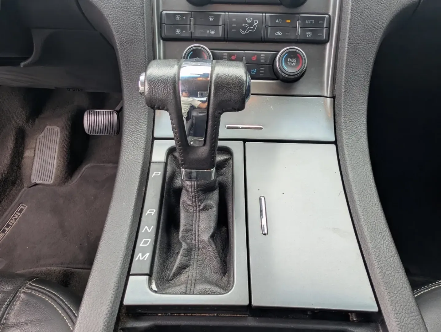 2012 Ford Taurus Limited (1FAHP2FW1CG) with an Other engine, located at 3959 U.S. 80 W, Phenix City, AL, 36870, (334) 297-4885, 32.469296, -85.135185 - Experience the thrill of the open road with our stunning 2012 Ford Taurus Limited, expertly crafted for those who value comfort and style. Whether you're a daily commuter navigating the bustling streets of Phenix City, AL, or a family embarking on weekend adventures, this sedan is designed to elevat - Photo#13