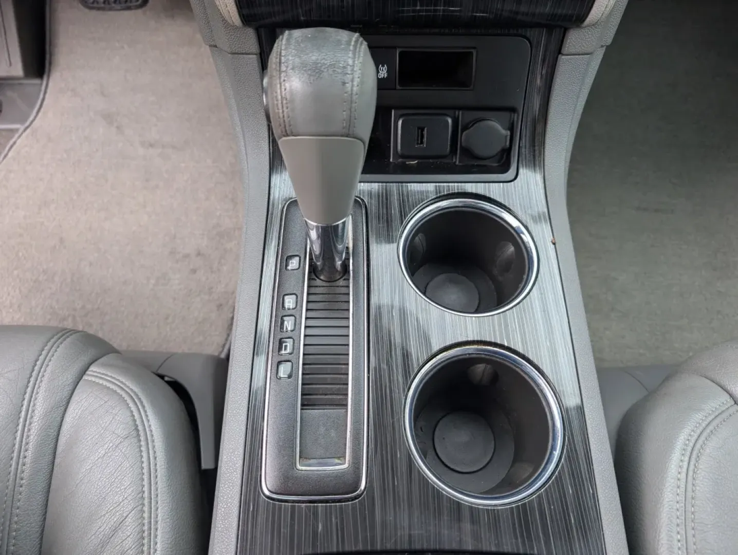 2015 /Dark Titanium/Light Titanium Chevrolet Traverse LT (1GNKRGKD3FJ) with an Other engine, located at 3959 U.S. 80 W, Phenix City, AL, 36870, (334) 297-4885, 32.469296, -85.135185 - **Explore Your Next Adventure with the 2015 Chevrolet Traverse LT at Gils Auto in Phenix City, AL!**<br /> <br /> Are you searching for the perfect SUV that effortlessly combines space, comfort, and versatility for your family or weekend adventures? Look no further than this stunning 2015 Chevrolet - Photo#14