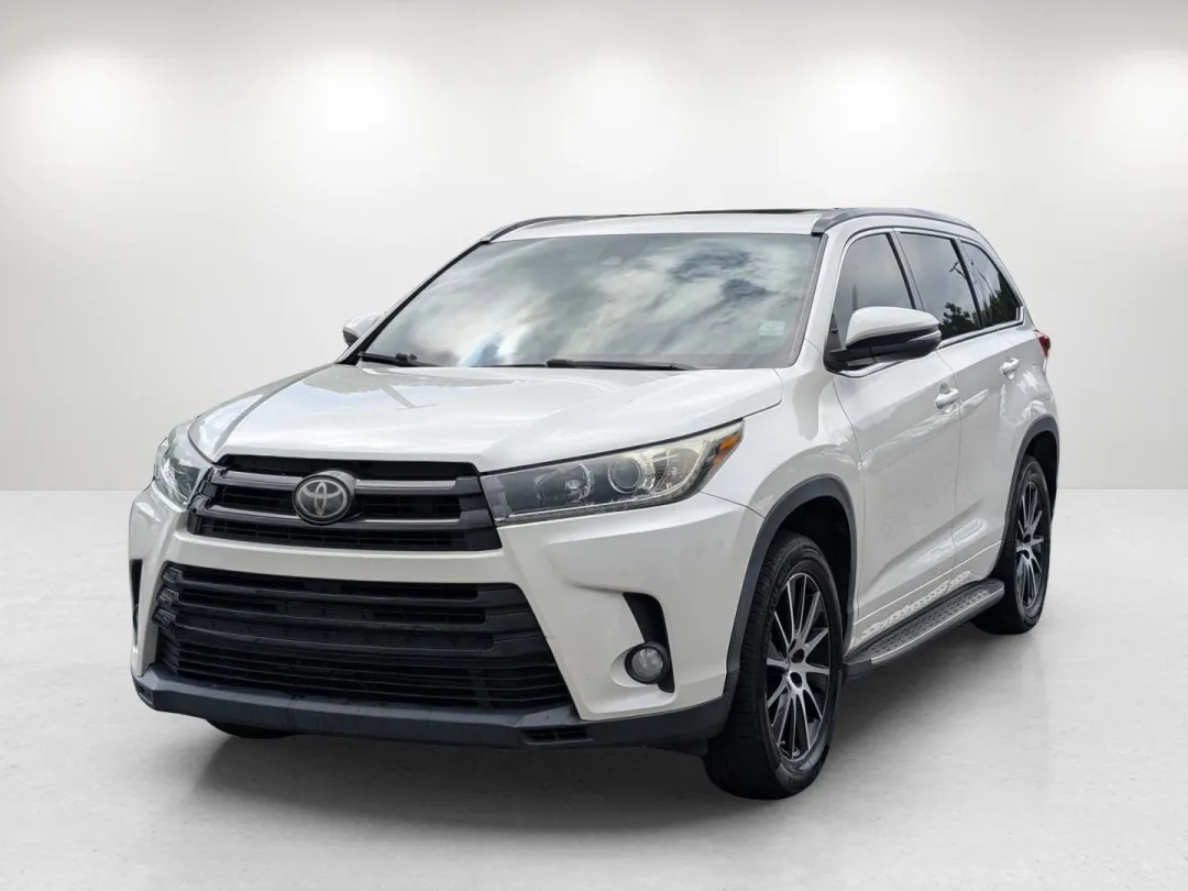 photo of 2018 Toyota Highlander
