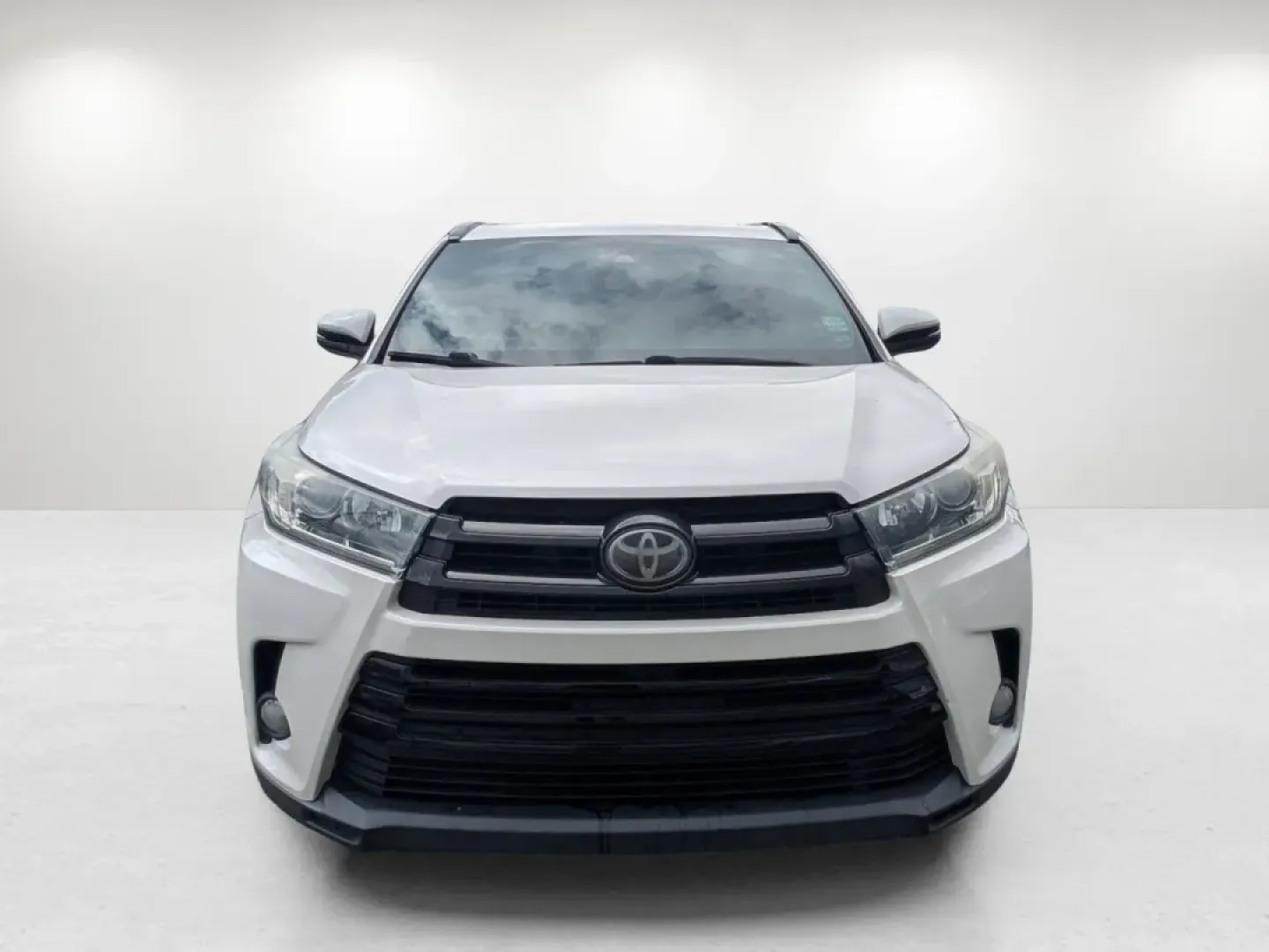 2018 Toyota Highlander (5TDKZRFH0JS) with an Other engine, located at 5115 14th Ave., Columbus, GA, 31904, (706) 323-0345, 32.511494, -84.971046 - **Experience Unmatched Versatility with the 2018 Toyota Highlander at Gils Auto - Your Buy Here Pay Here Dealership in Phenix City, AL!**<br /> <br /> Are you ready to elevate your family adventures, daily commutes, or weekend getaways? Meet the 2018 Toyota Highlander, the perfect blend of comfort, - Photo#1