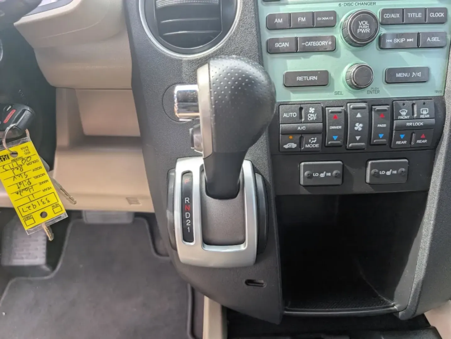 2011 Honda Pilot EX-L (5FNYF3H53BB) with an Other engine, located at 1430 Gateway Drive, Opelika, AL, 36801, (334) 239-0944, 32.637871, -85.409790 - Are you ready to elevate your family adventures or tackle those long commutes with ease? Look no further than this stunning 2011 Honda Pilot EX-L, available now at Gils Auto in Phenix City, AL. This spacious SUV is perfect for growing families and weekend explorers alike, offering comfort, safety, a - Photo#15