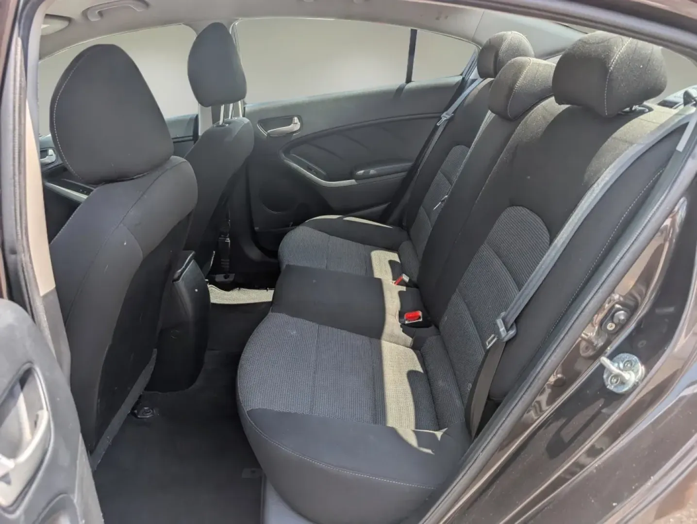 2018 /Black Kia Forte LX (3KPFK4A7XJE) with an Other engine, located at 7000 Northlake Connector, Columbus, GA, 31904, (706) 987-8085, 32.524975, -84.978134 - Are you on the hunt for a reliable vehicle that perfectly balances comfort, style, and affordability? Look no further than this stunning 2018 Kia Forte LX, available now at Gils Auto in Phenix City, Alabama. Whether you're commuting to work, running errands, or planning a weekend getaway, this sedan - Photo#10