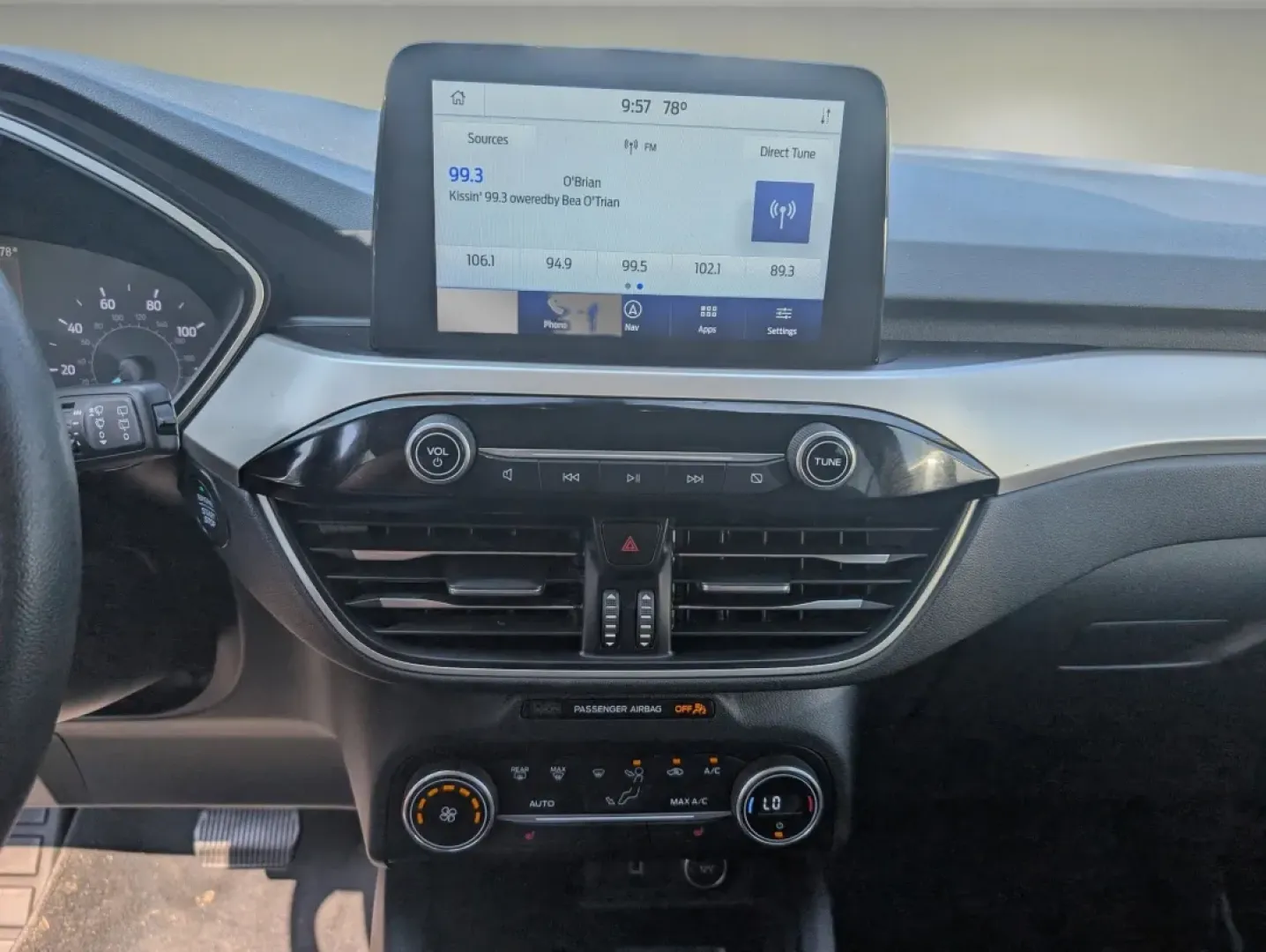 2020 Ford Escape SE (1FMCU0G64LU) with an Other engine, located at 5115 14th Ave., Columbus, GA, 31904, (706) 323-0345, 32.511494, -84.971046 - **Experience Adventure with the 2020 Ford Escape SE Your Ideal SUV for Life's Journeys!**<br /> <br /> Are you ready to elevate your daily commute or embark on weekend getaways with the perfect vehicle? Look no further than this stunning 2020 Ford Escape SE, available now at Gils Auto in Phenix Cit - Photo#12