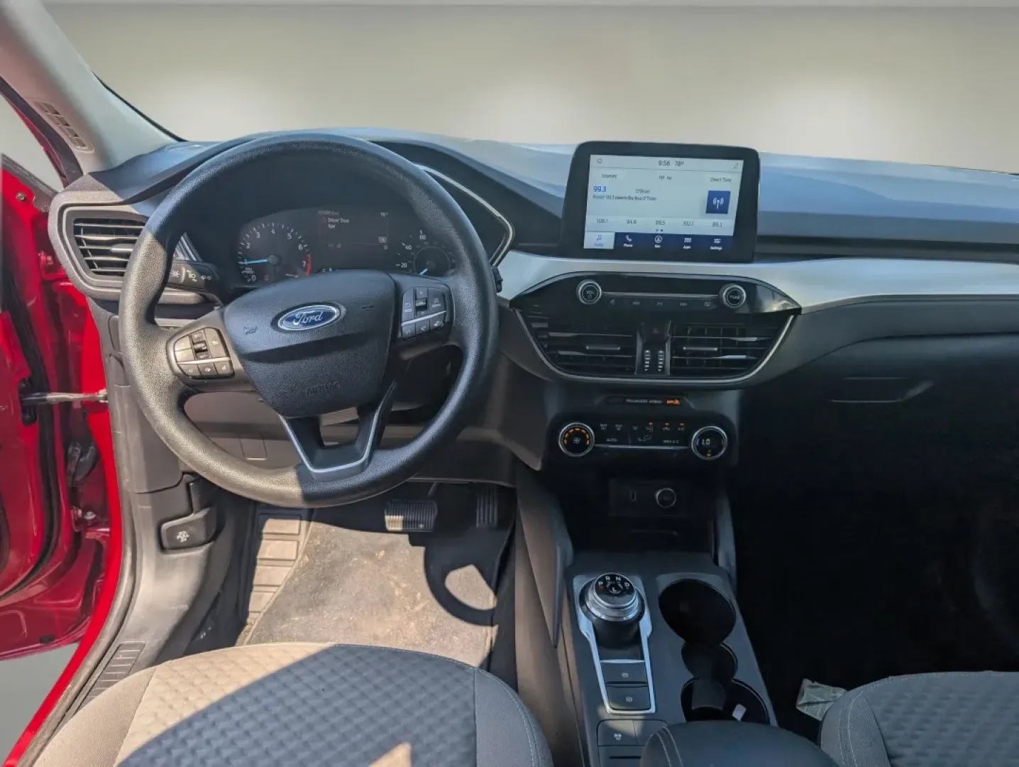 2020 Ford Escape SE (1FMCU0G64LU) with an Other engine, located at 3959 U.S. 80 W, Phenix City, AL, 36870, (334) 297-4885, 32.469296, -85.135185 - **Experience Adventure with the 2020 Ford Escape SE Your Ideal SUV for Life's Journeys!**<br /> <br /> Are you ready to elevate your daily commute or embark on weekend getaways with the perfect vehicle? Look no further than this stunning 2020 Ford Escape SE, available now at Gils Auto in Phenix Cit - Photo#11