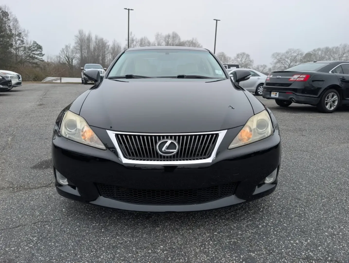 2010 Lexus IS 250 (JTHBF5C28A5) with an Other engine, located at 1430 Gateway Drive, Opelika, AL, 36801, (334) 239-0944, 32.637871, -85.409790 - Are you ready to elevate your driving experience? Whether you're commuting to work, running errands, or embarking on weekend adventures, the 2010 Lexus IS 250 is the perfect blend of luxury and practicality. This sleek sedan is designed for those who appreciate comfort, performance, and style. At Gi - Photo#1