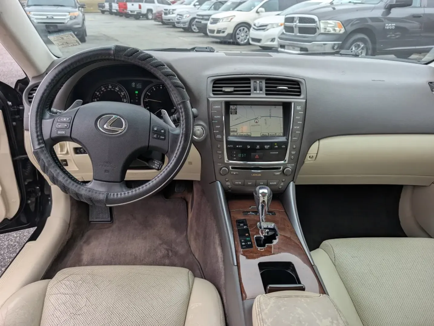 2010 Lexus IS 250 (JTHBF5C28A5) with an Other engine, located at 1430 Gateway Drive, Opelika, AL, 36801, (334) 239-0944, 32.637871, -85.409790 - Are you ready to elevate your driving experience? Whether you're commuting to work, running errands, or embarking on weekend adventures, the 2010 Lexus IS 250 is the perfect blend of luxury and practicality. This sleek sedan is designed for those who appreciate comfort, performance, and style. At Gi - Photo#11